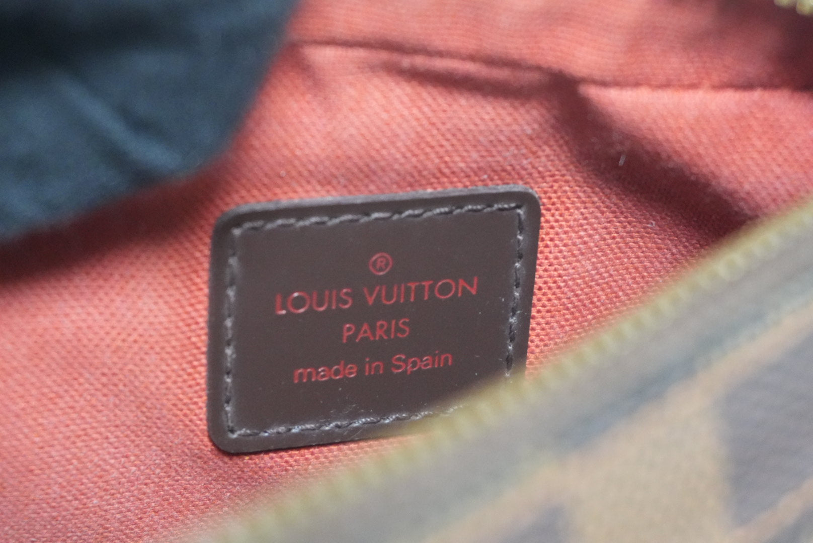 Louis Vuitton Geronimo Body Bag Used