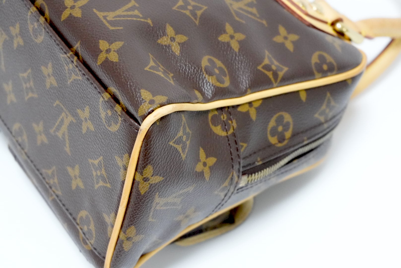 Louis Vuitton Manhattan PM Handbag Used