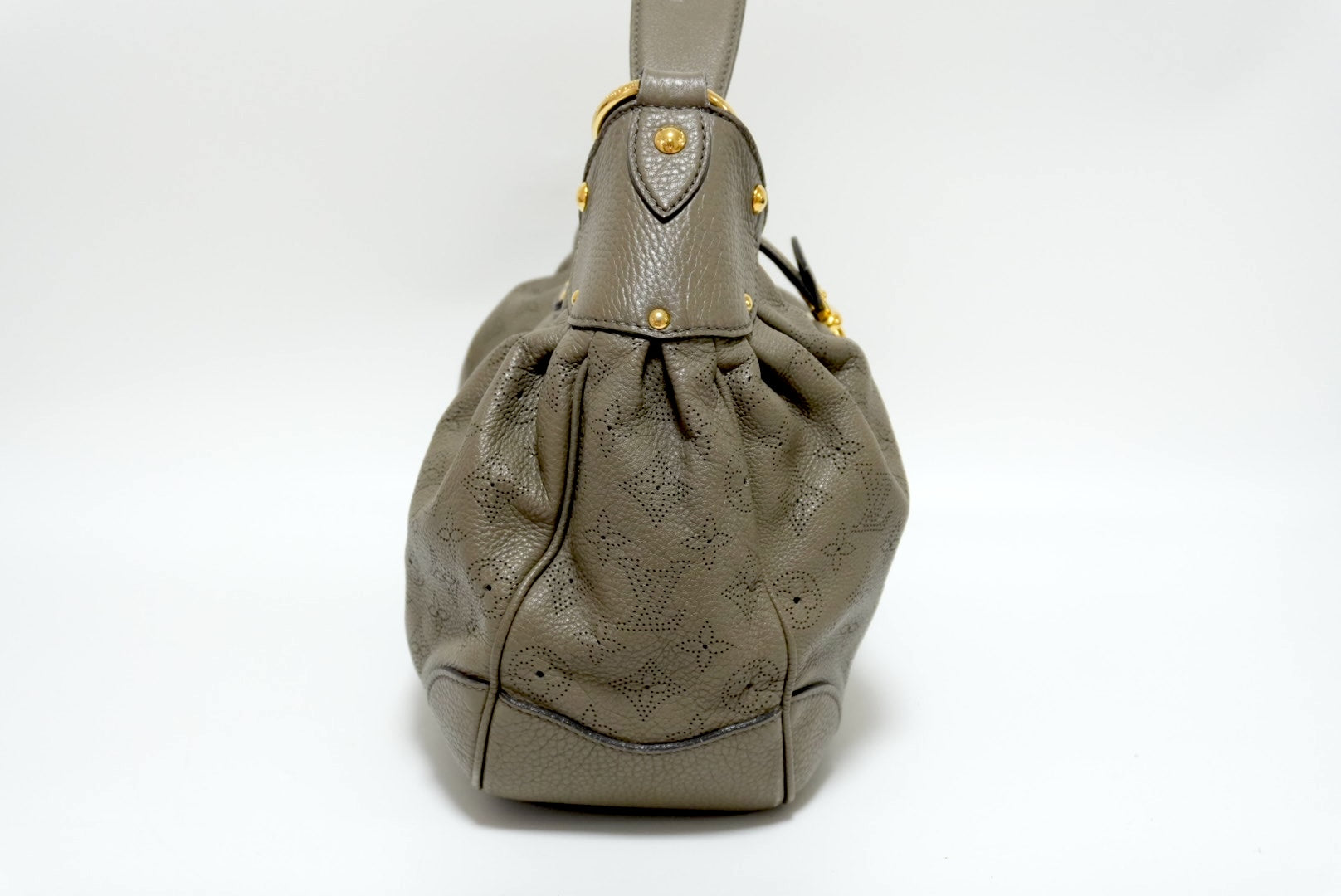 ルイ・ヴィトン ソーラー PM マヒナ 中古