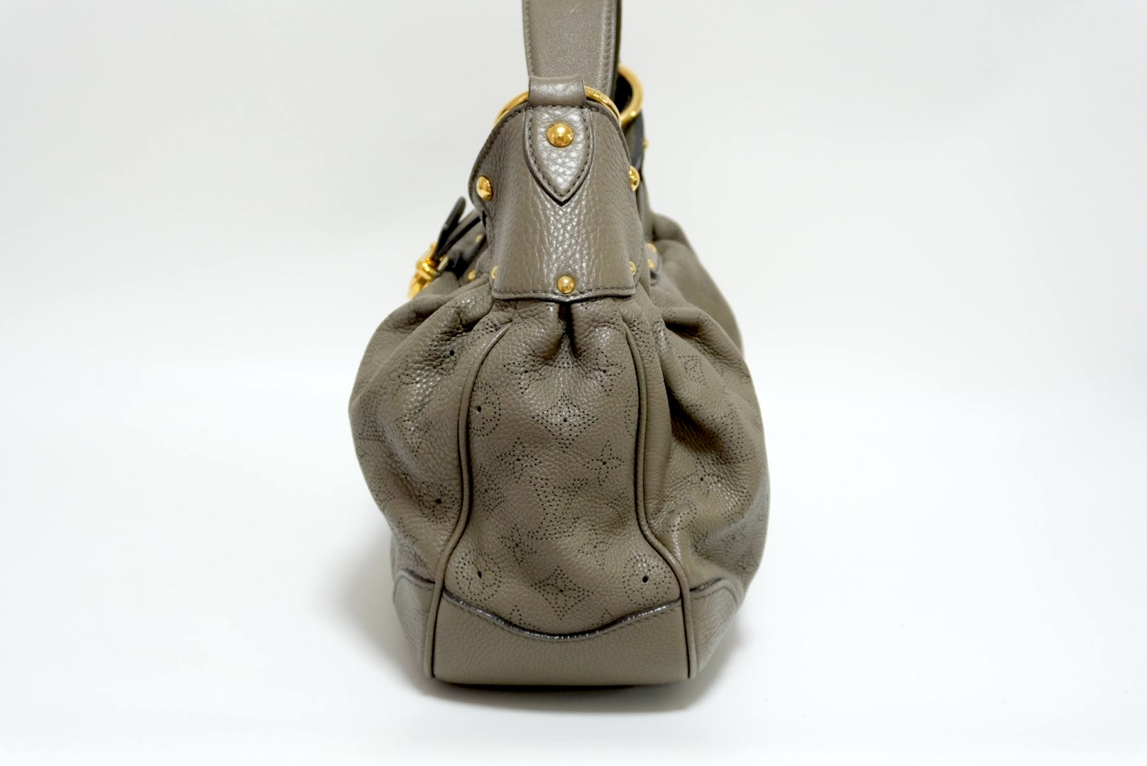 ルイ・ヴィトン ソーラー PM マヒナ 中古