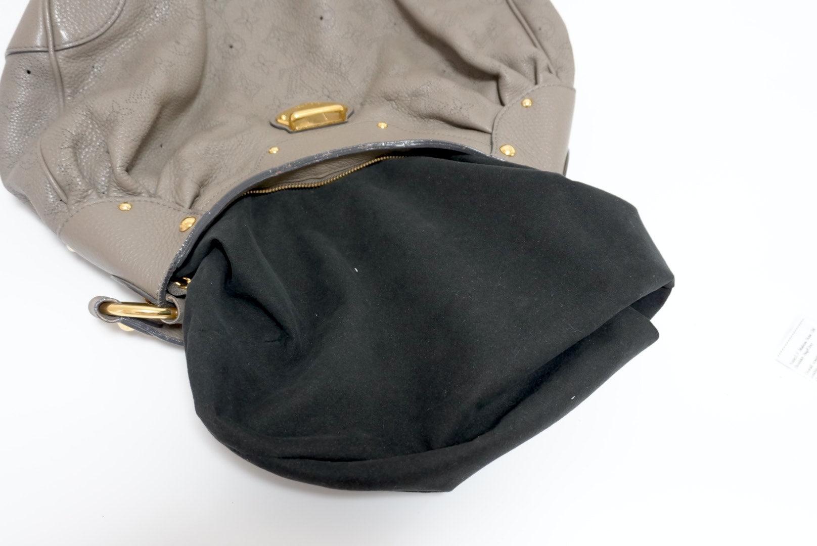 ルイ・ヴィトン ソーラー PM マヒナ 中古