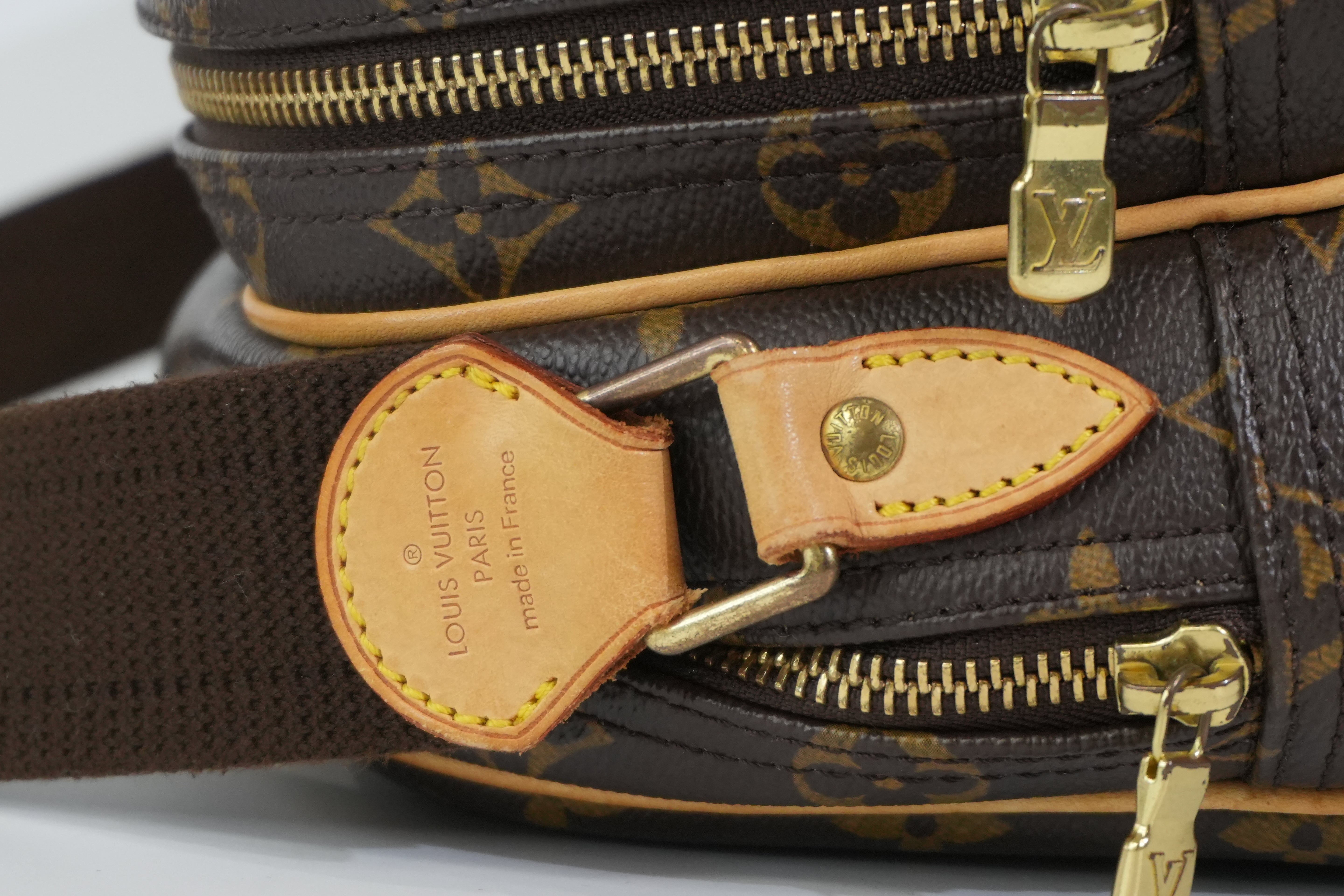 Pre-owned Louis Vuitton Monogram Reporter PM Shoulder Bag