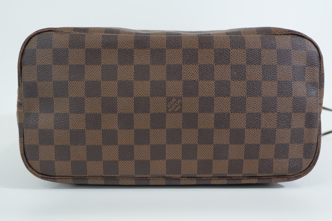 Pre-owned Louis Vuitton Damier Ebene Neverfull MM Tote Bag
