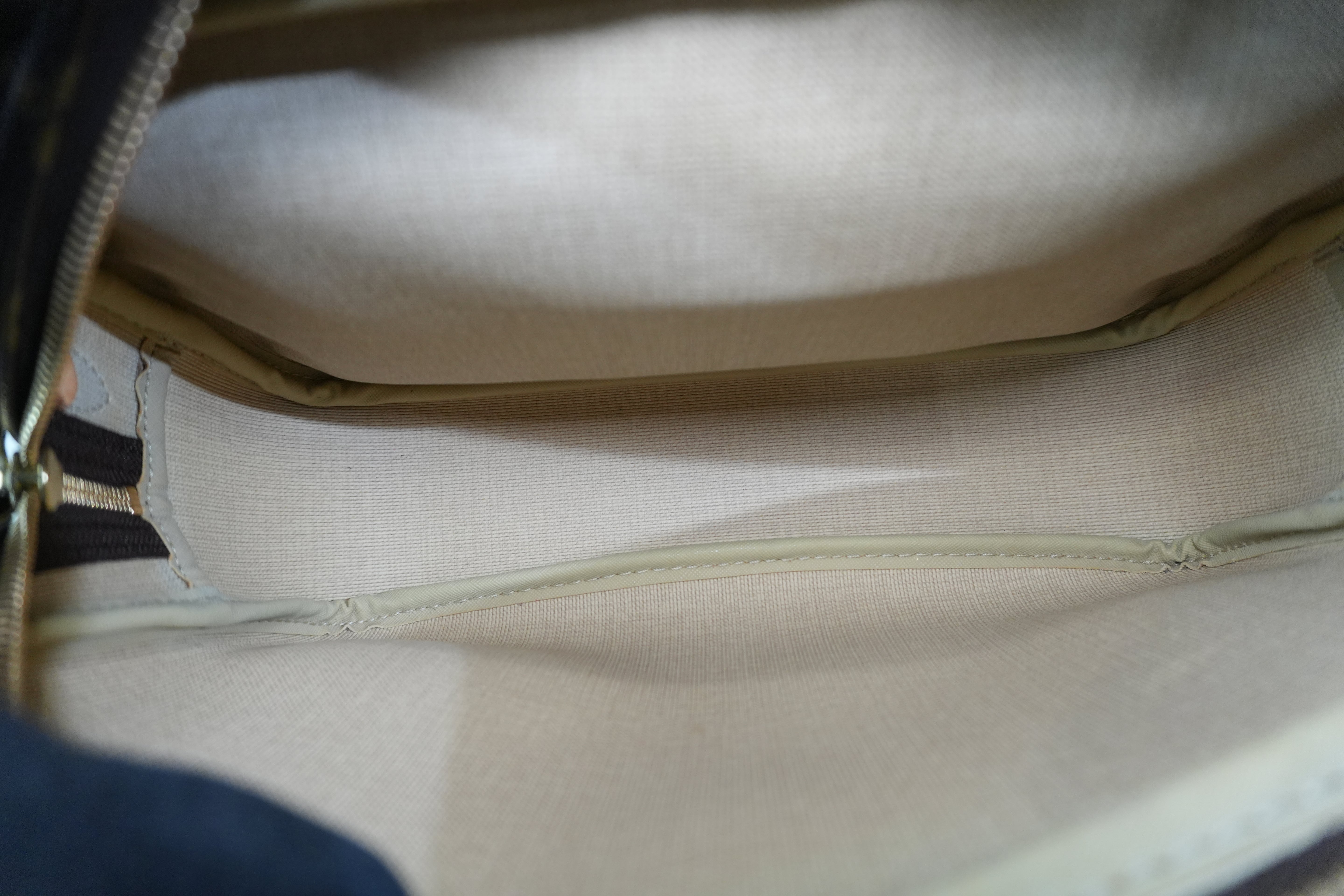 Pre-owned Louis Vuitton Monogram Reporter PM Shoulder Bag