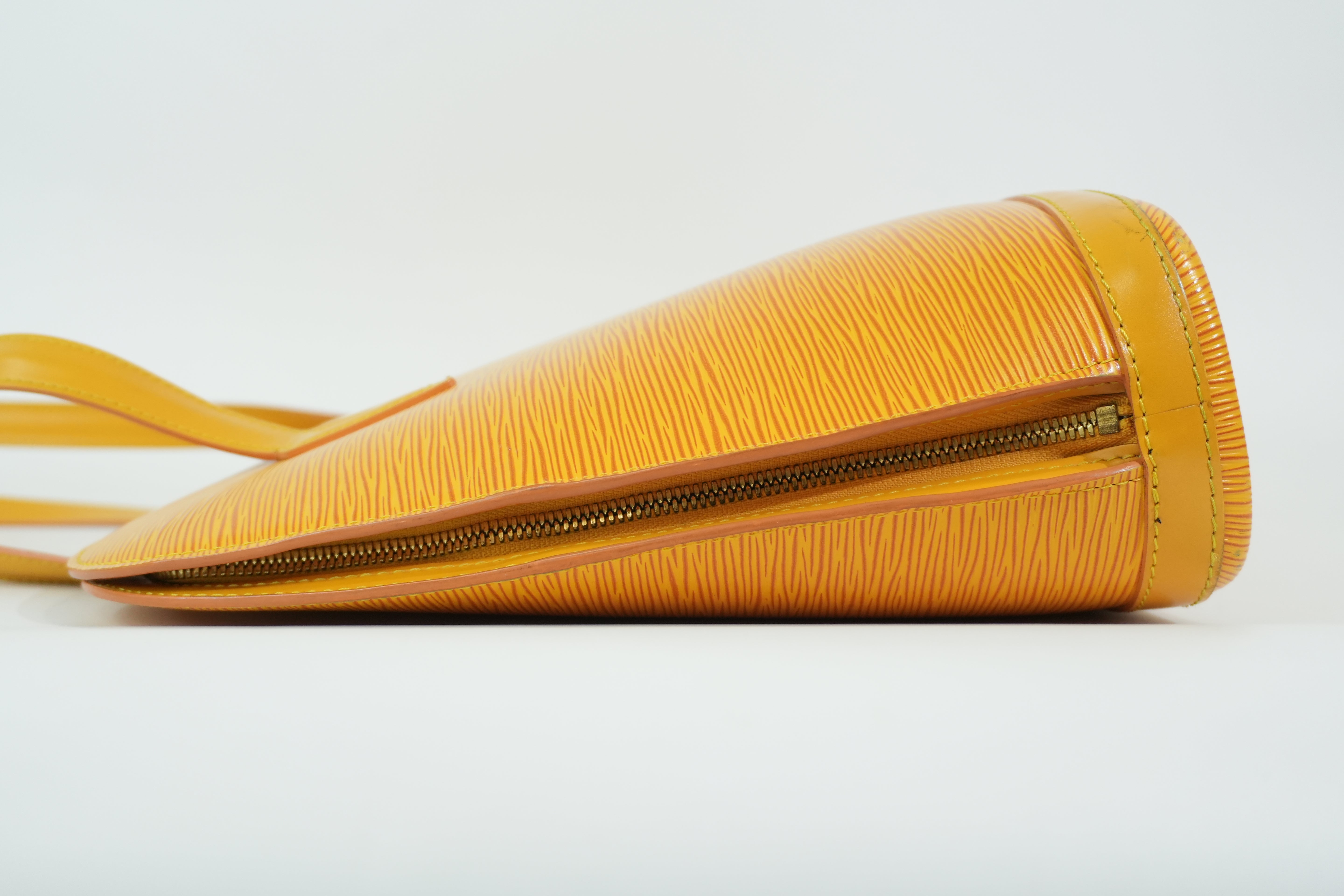 Pre-owned Louis Vuitton Epi Lussac Shoulder Bag Yellow