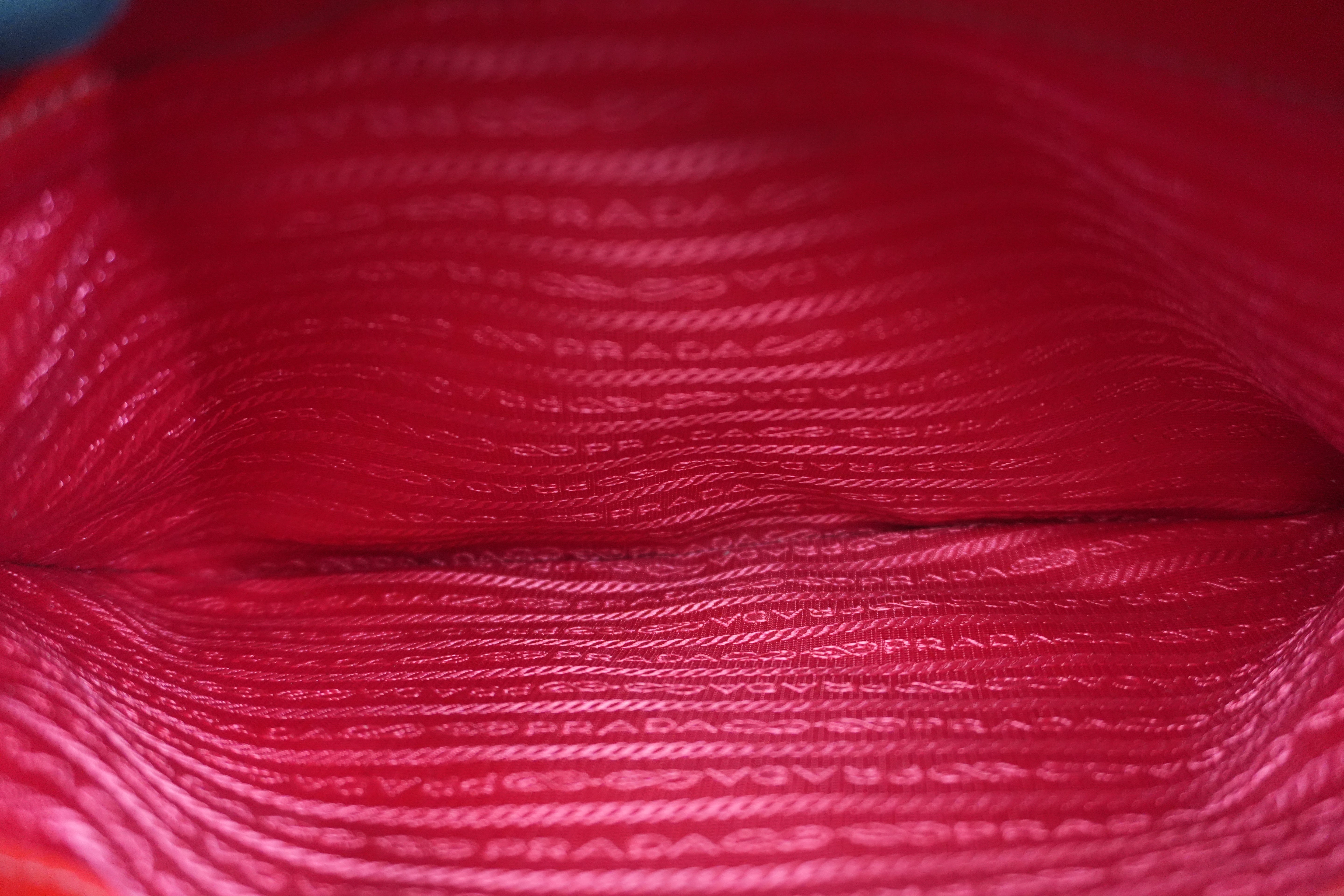 Pre-owned Prada Two Way Saffiano Vernice Galleria Shoulder Bag Red