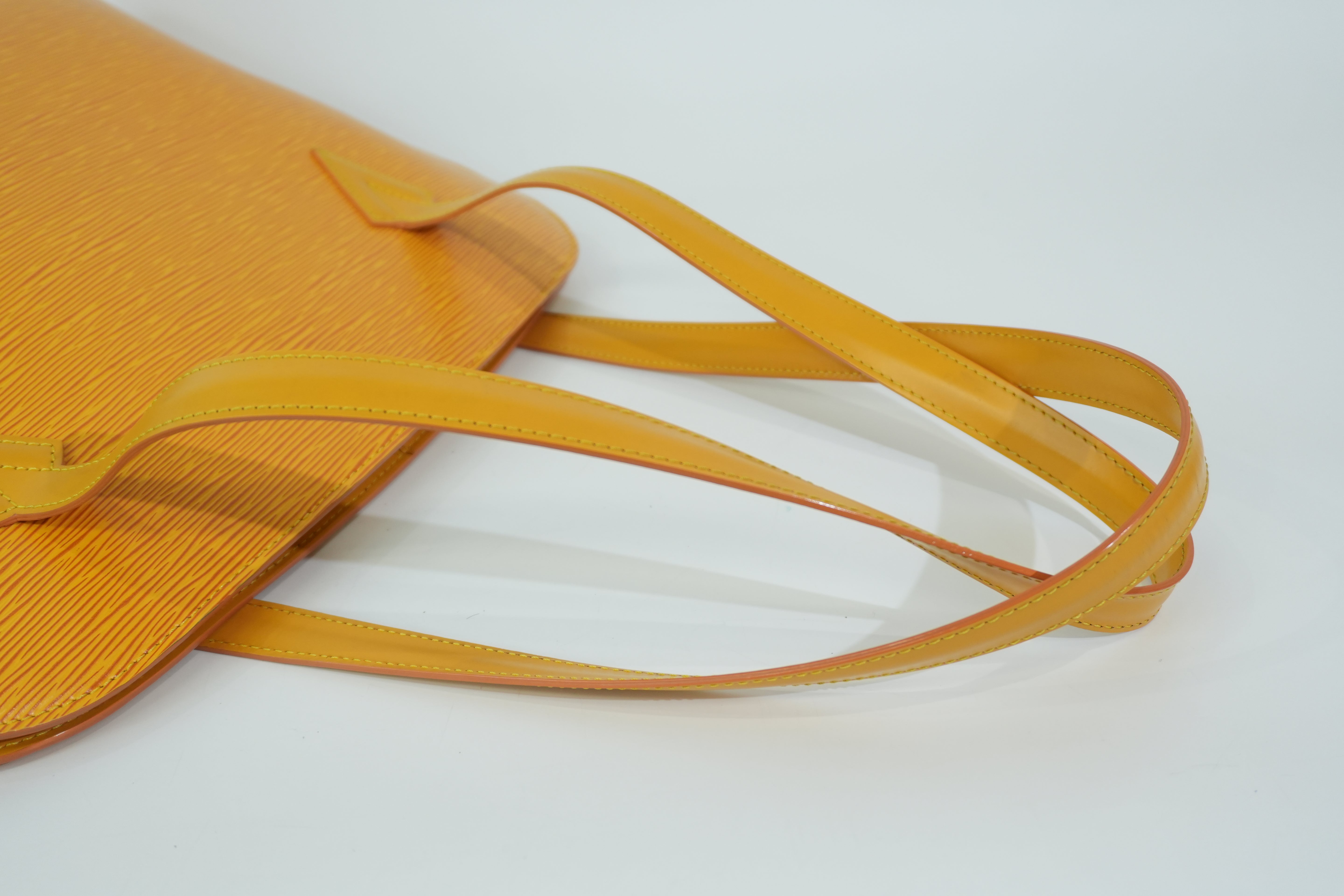 Pre-owned Louis Vuitton Epi Lussac Shoulder Bag Yellow