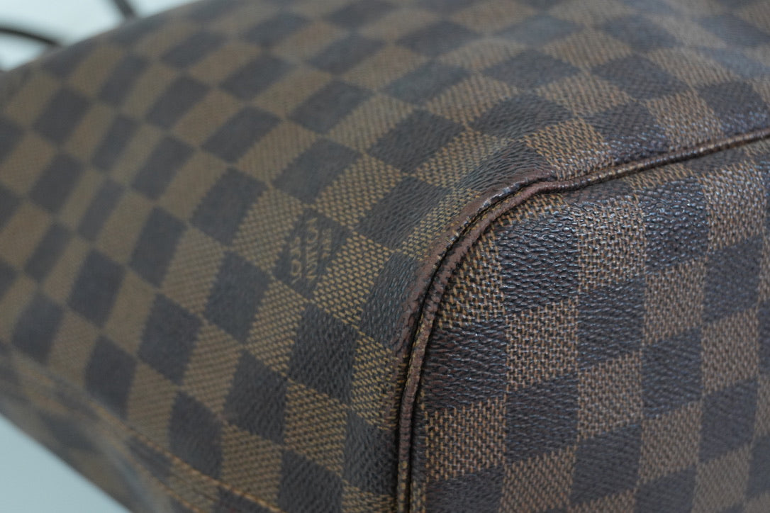 Pre-owned Louis Vuitton Damier Ebene Neverfull MM Tote Bag