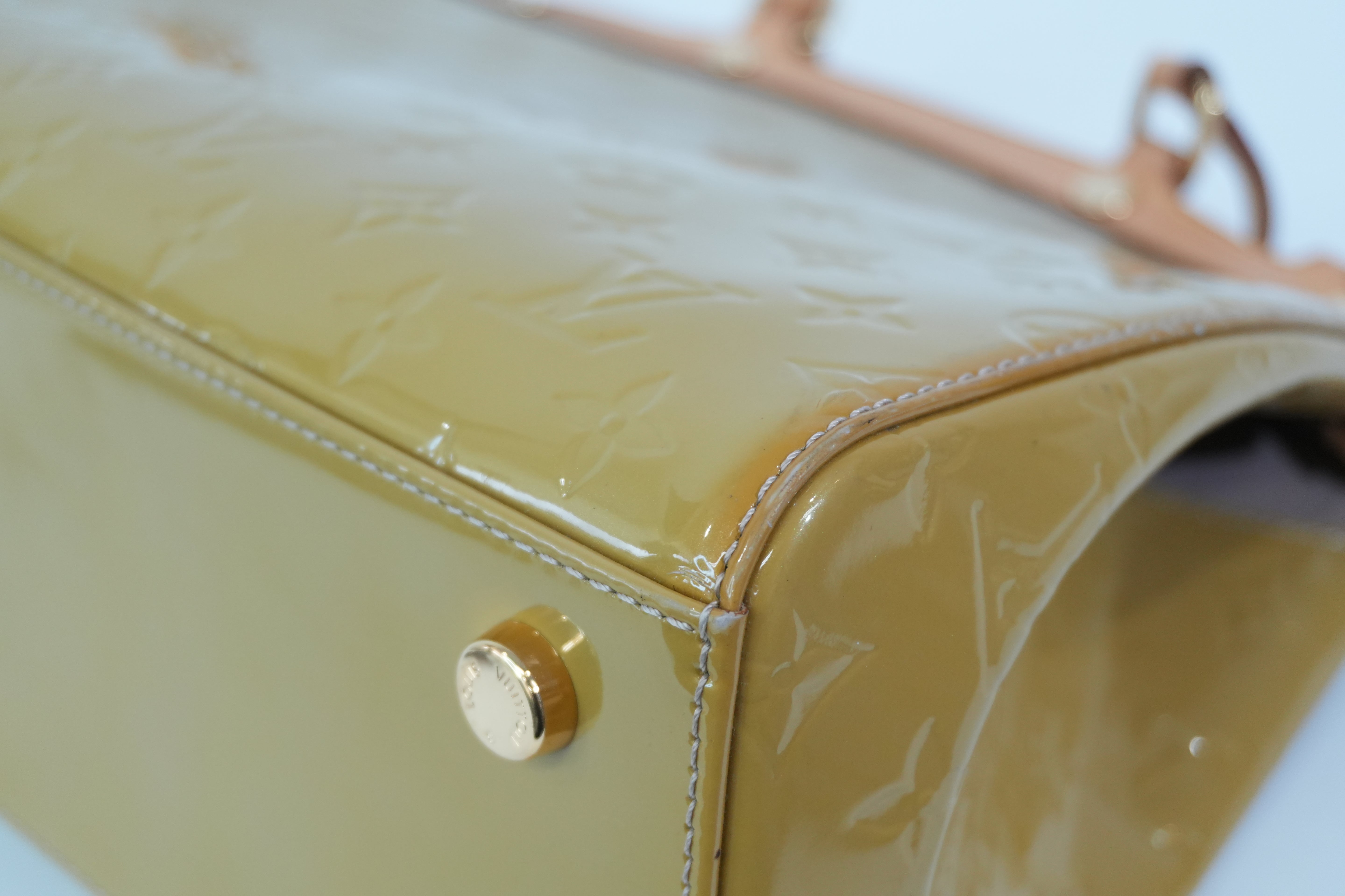 Pre-owned Louis Vuitton Vernis Brea MM Tote Bag Citrin