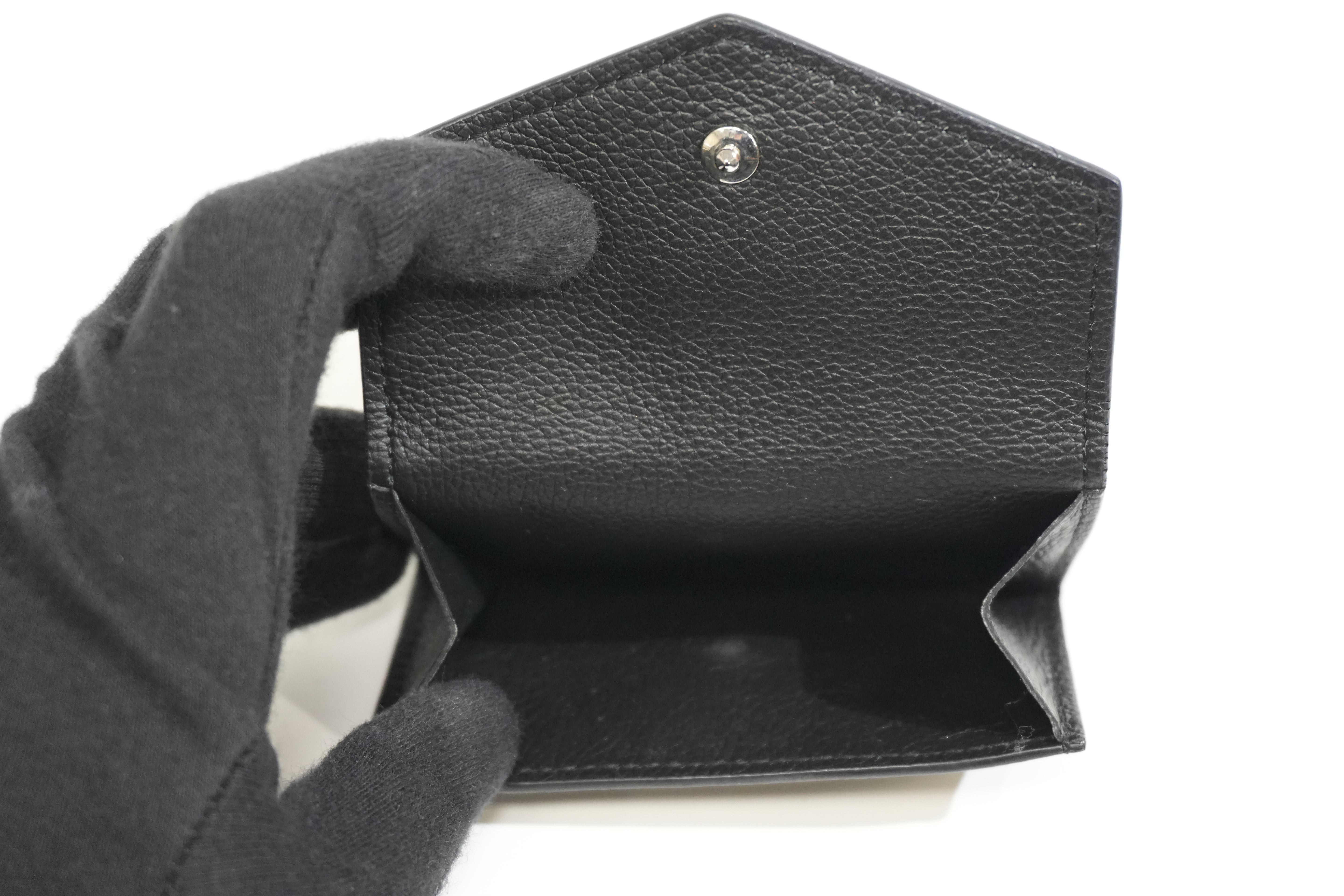 Pre-owned Louis Vuitton Leather Lock Mini Wallet Black