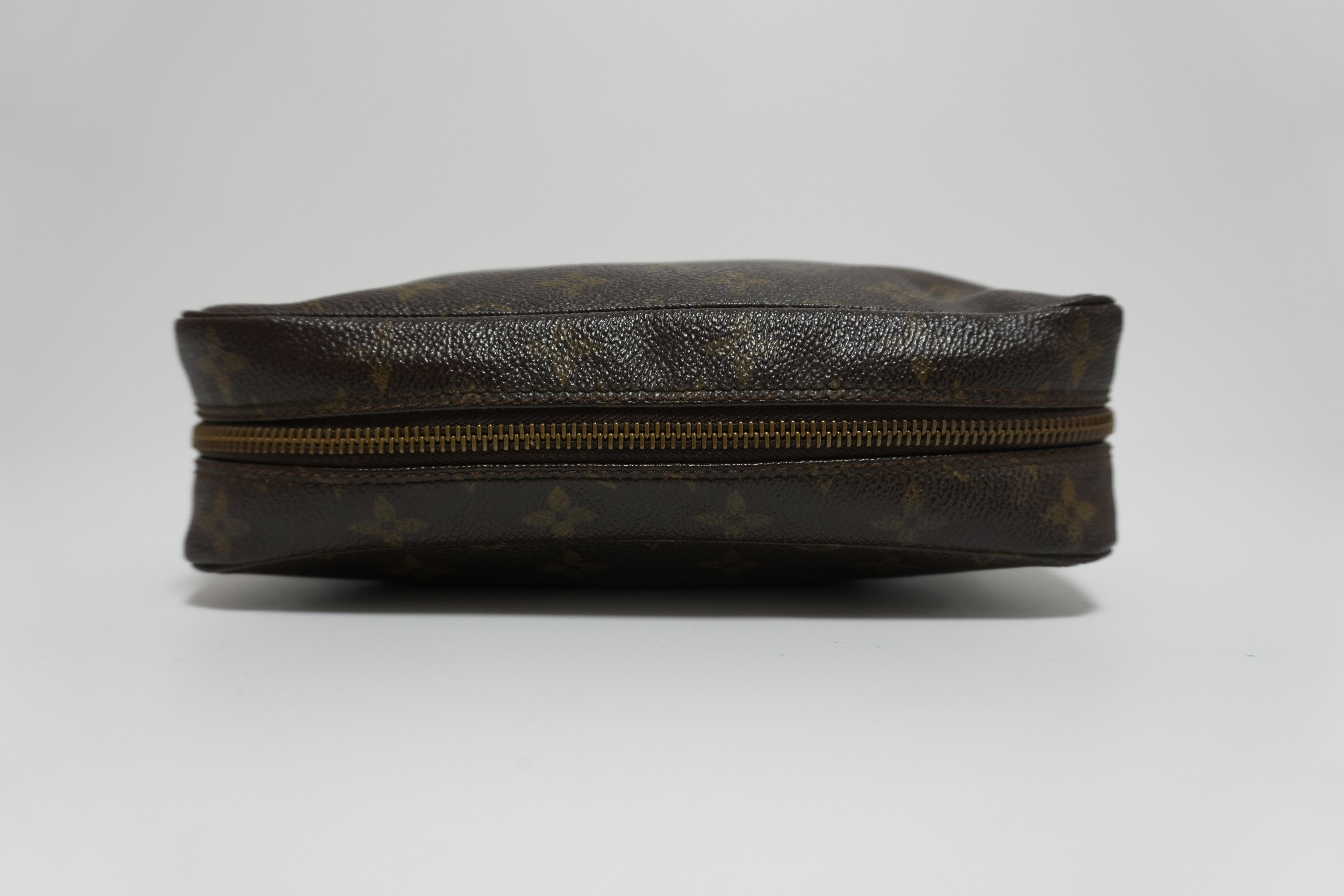 Louis Vuitton Monogram Trousse 23 Canvas Used