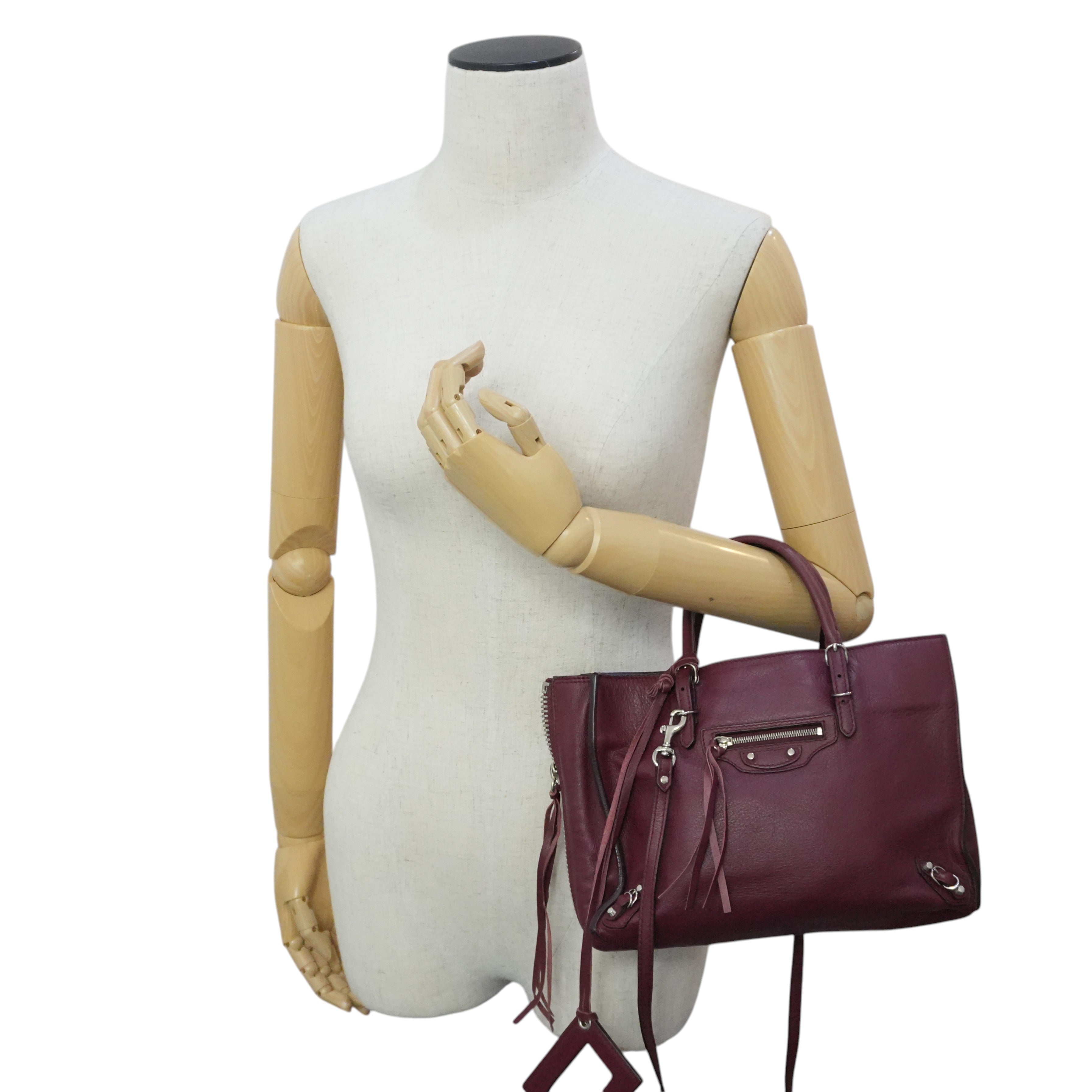 Pre-owned Balenciaga Papier A6 Zip Handbag Red
