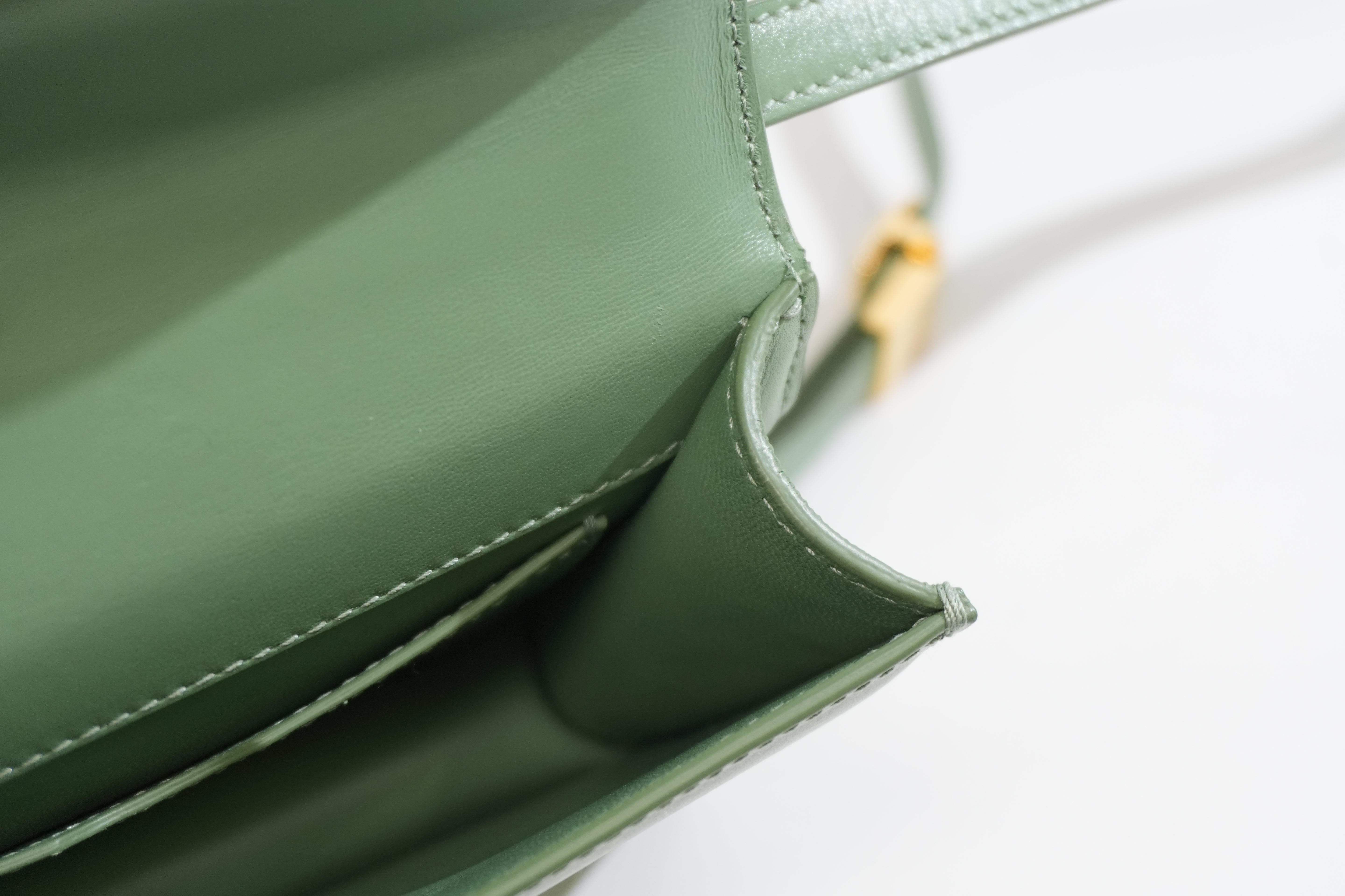 Pre-owned Dior 30 Montaigne Shoulder Bag Green
