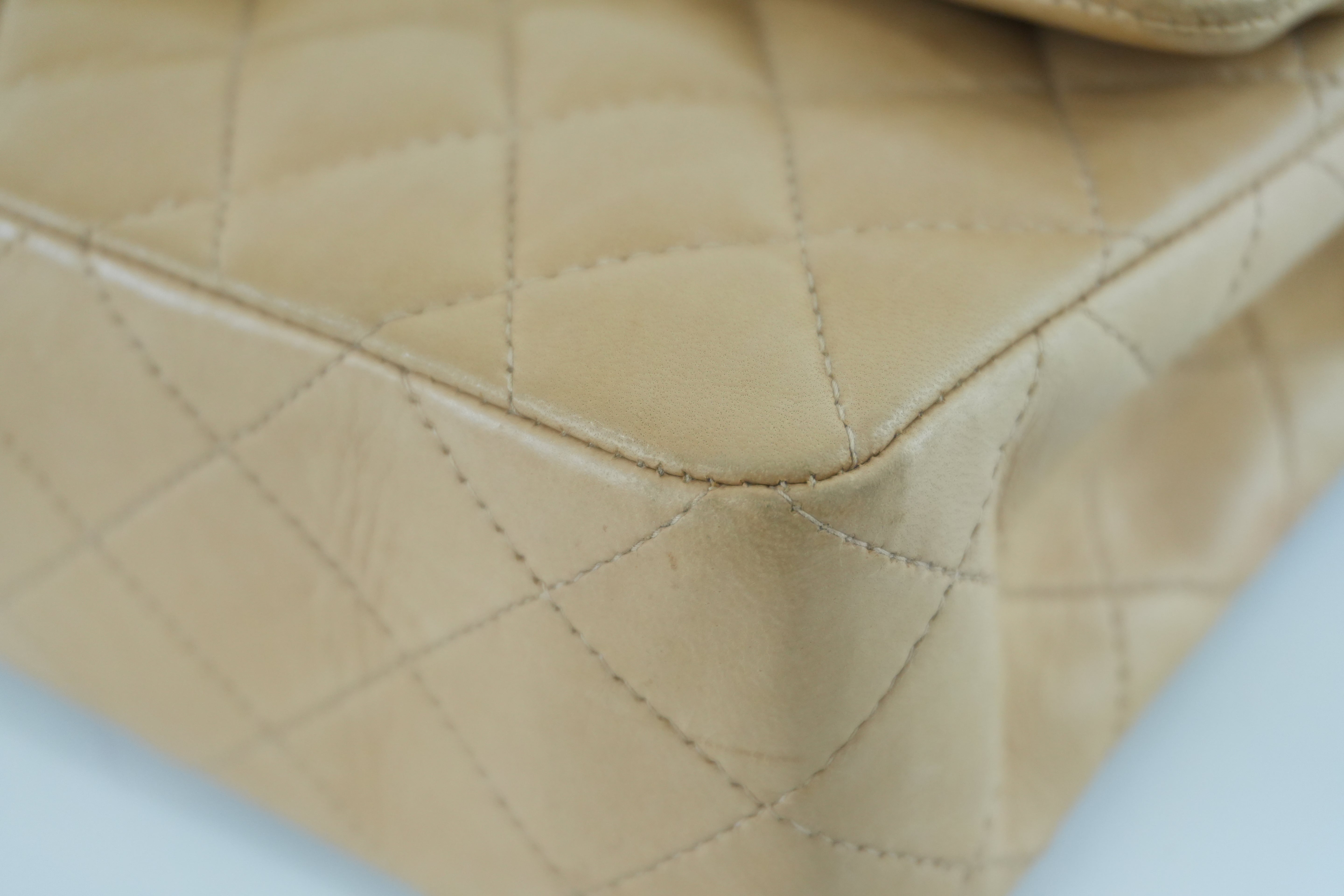 Chanel Matelasse Lamb Skin Chain Shoulder Bag Beige Used