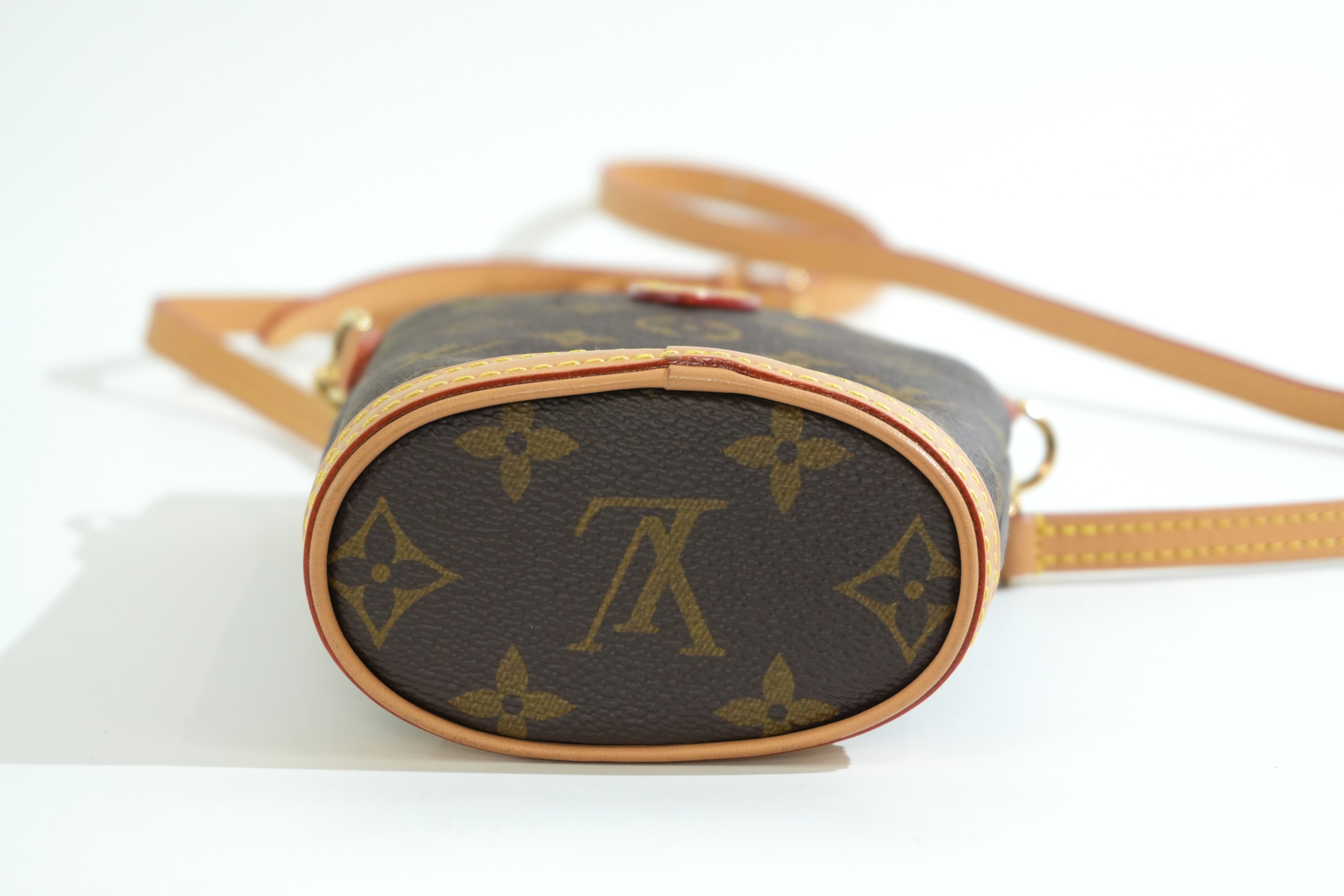 Pre-owned Louis Vuitton Fold Me Pouch Crossbody Bag
