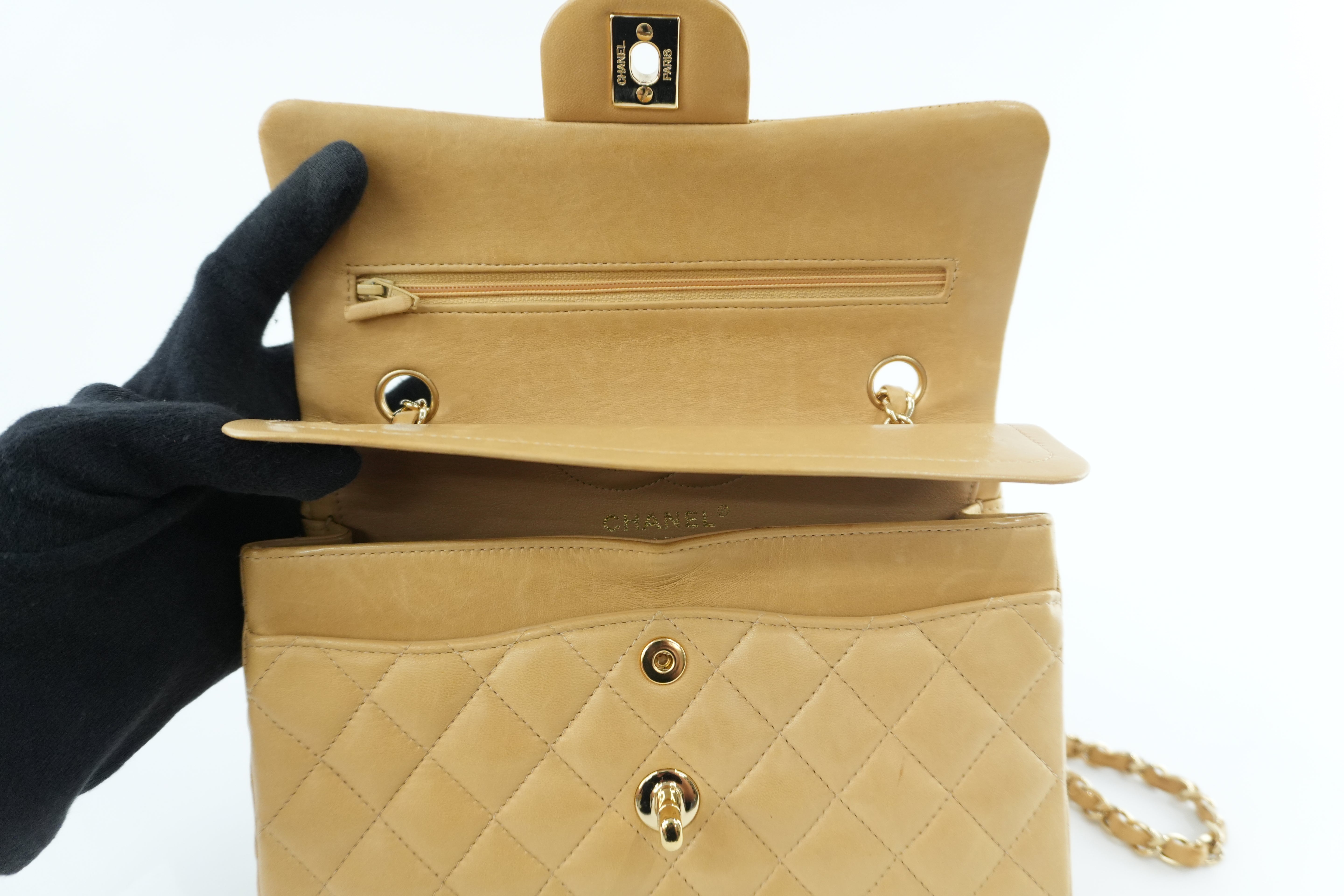 Chanel Matelasse Lamb Skin Chain Shoulder Bag Beige Used