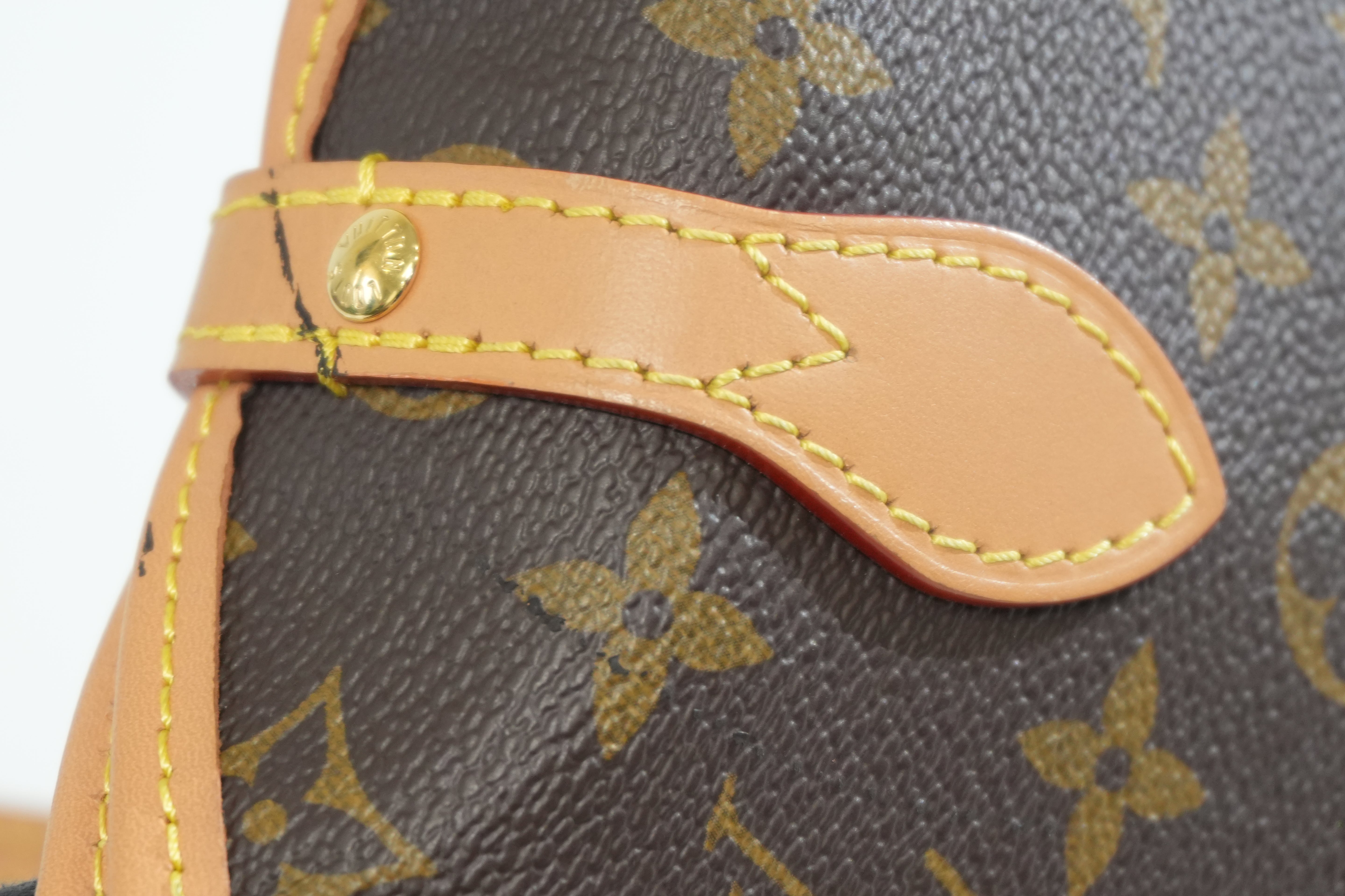 Pre-owned Louis Vuitton Fold Me Pouch Crossbody Bag