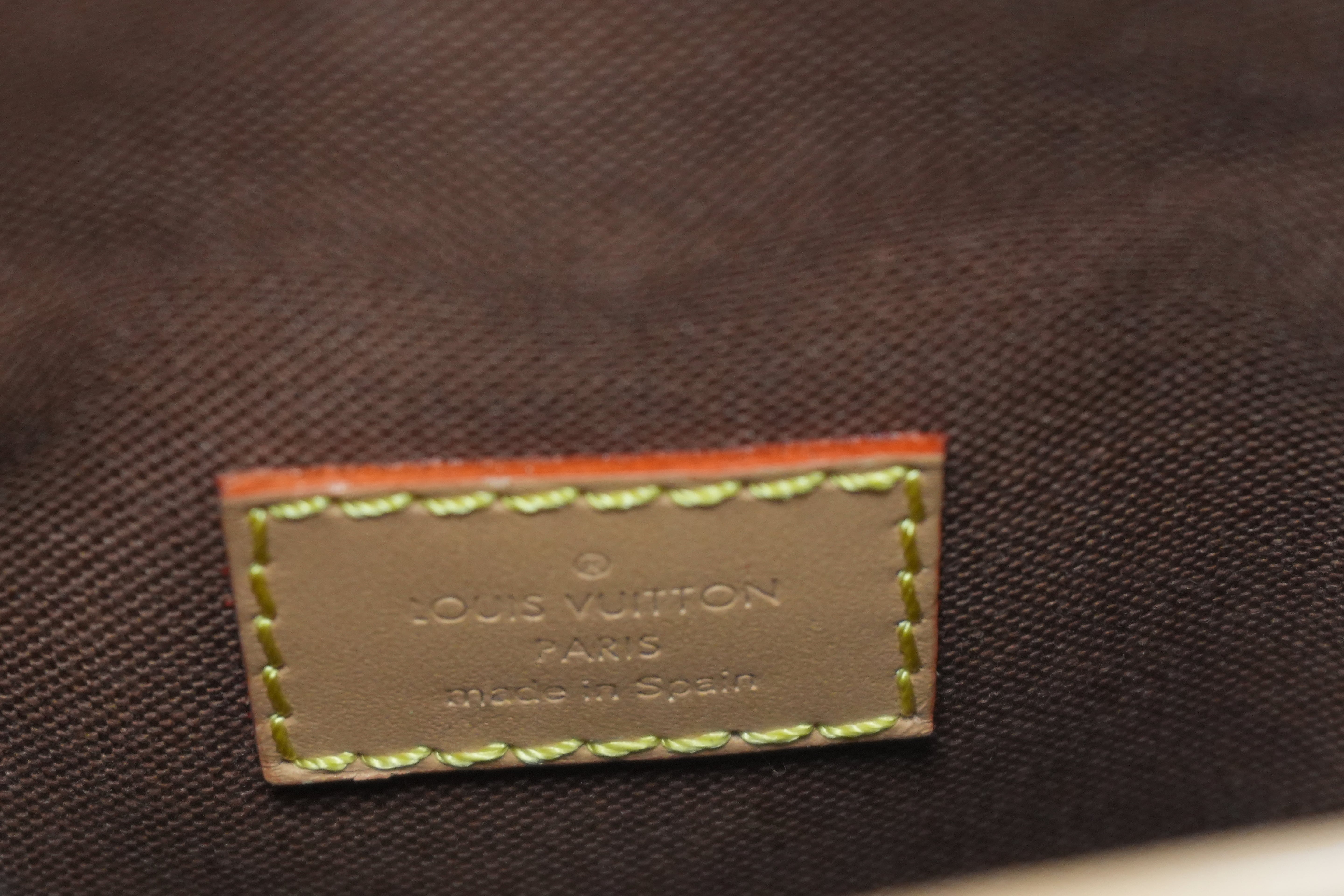 Pre-owned Louis Vuitton Fold Me Pouch Crossbody Bag