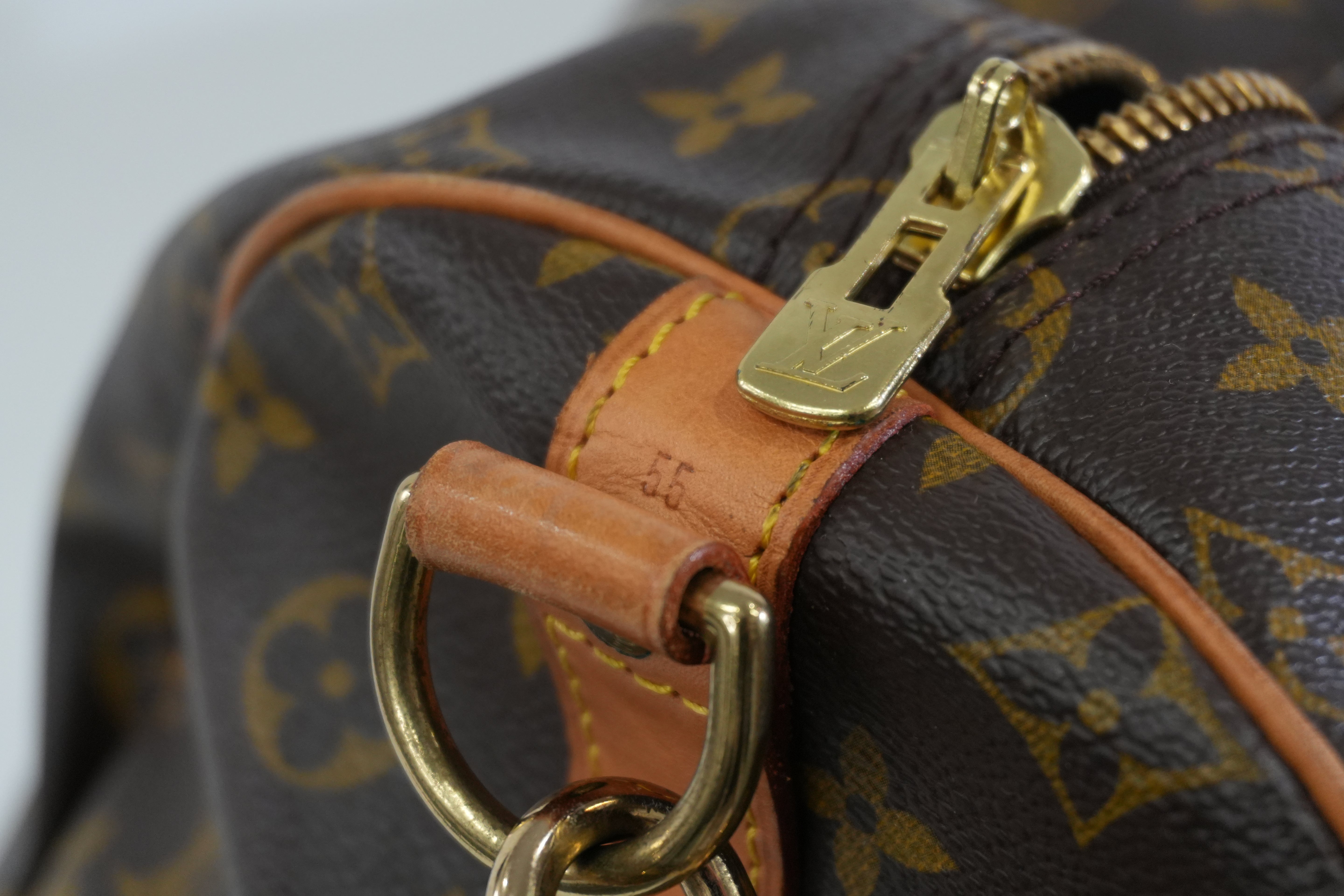 Pre-owned Louis Vuitton Monogram Keepall Bandouliere 55 Duffle Travel Bag