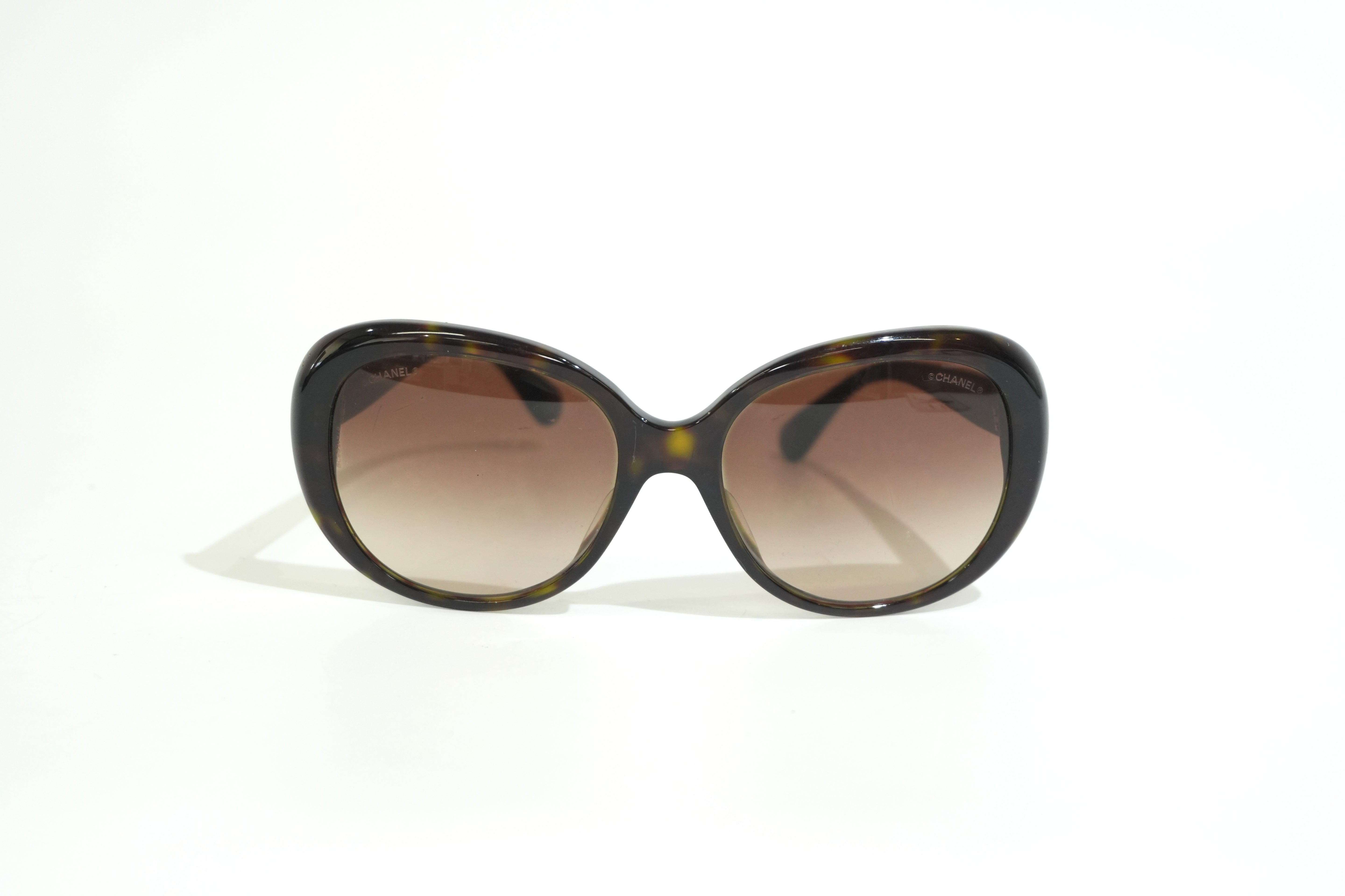Pre-owned Chanel Sunglasses Brown