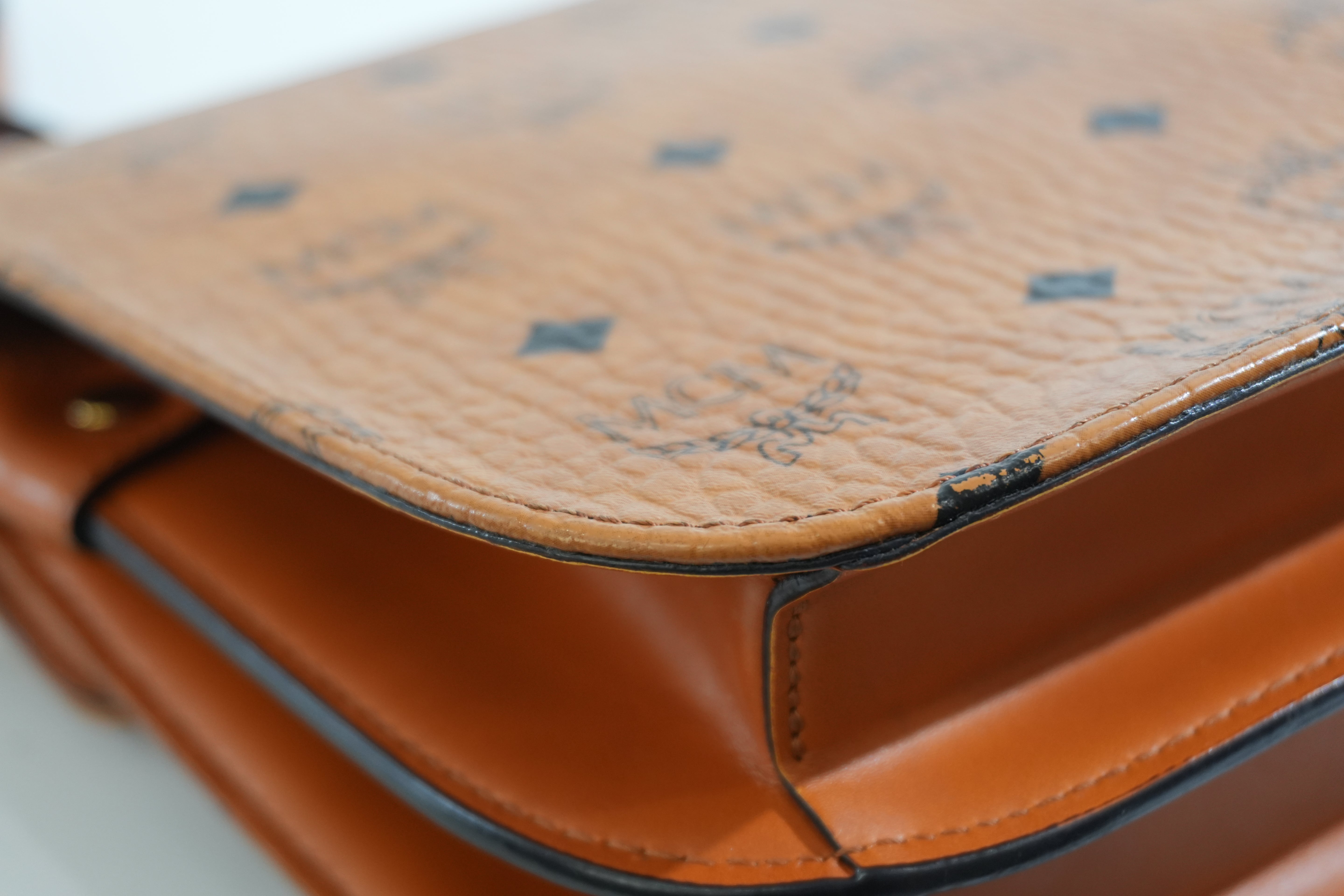 Pre-owned MCM Crossbody Bag Cognac