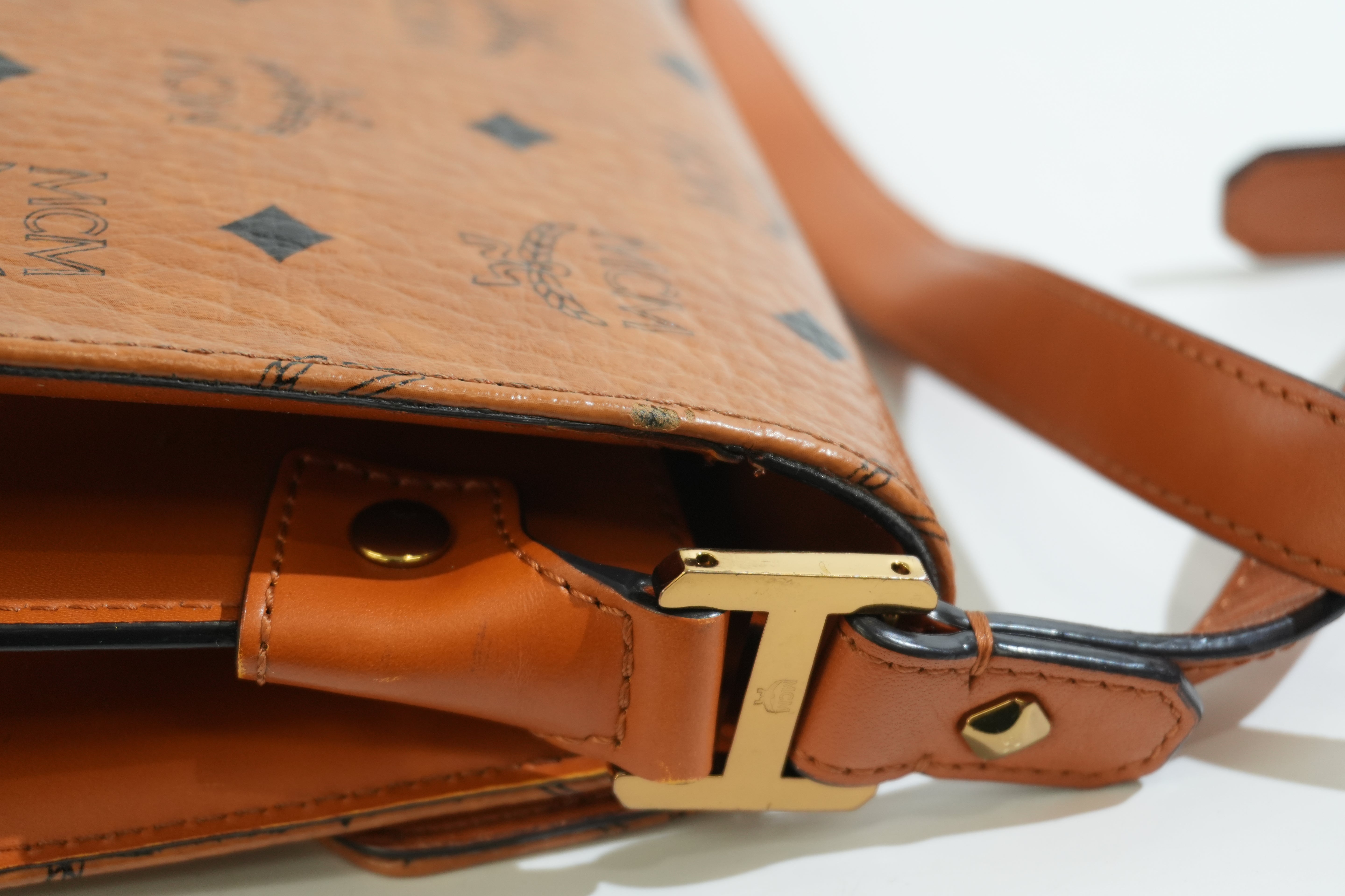 Pre-owned MCM Crossbody Bag Cognac