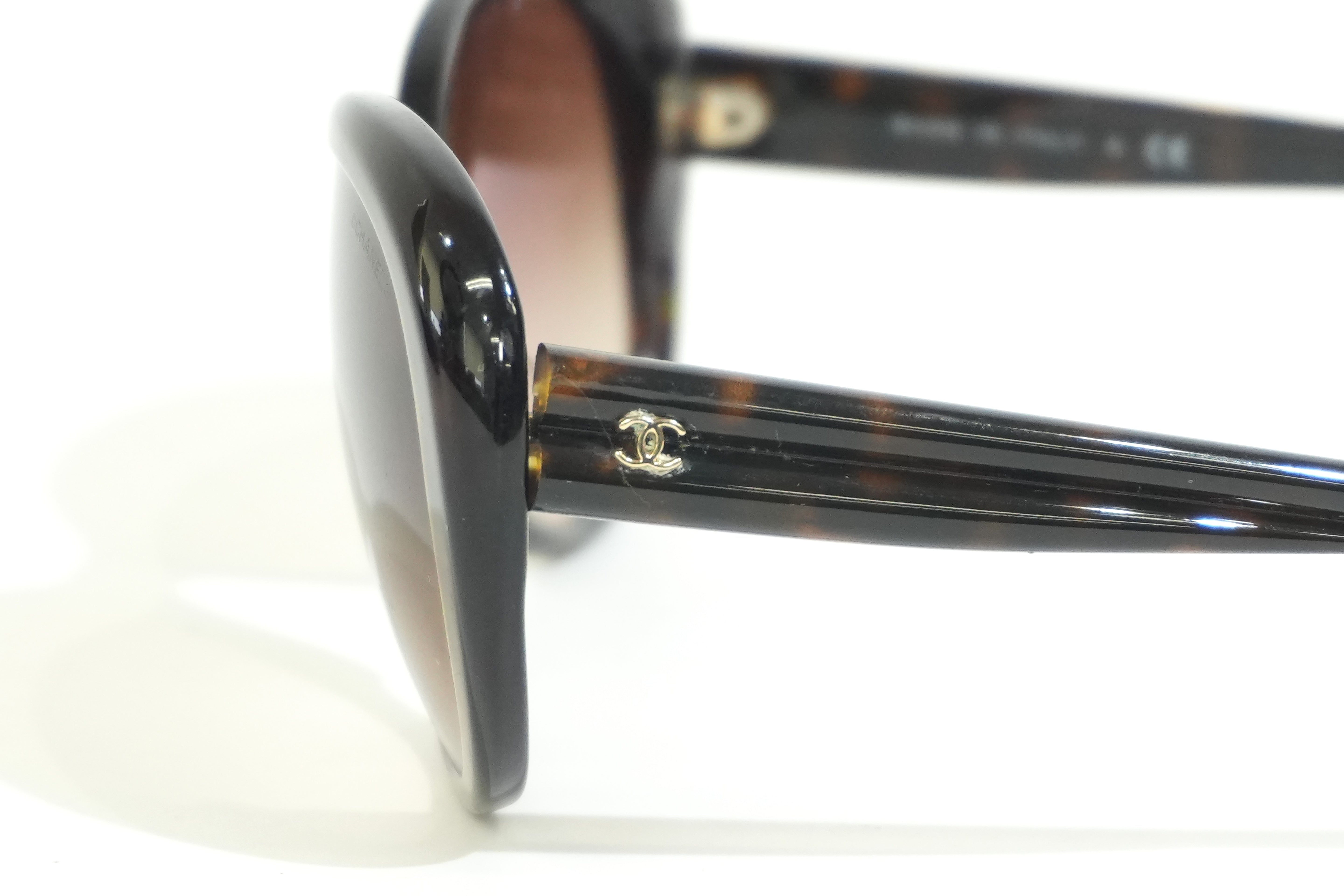 Pre-owned Chanel Sunglasses Brown