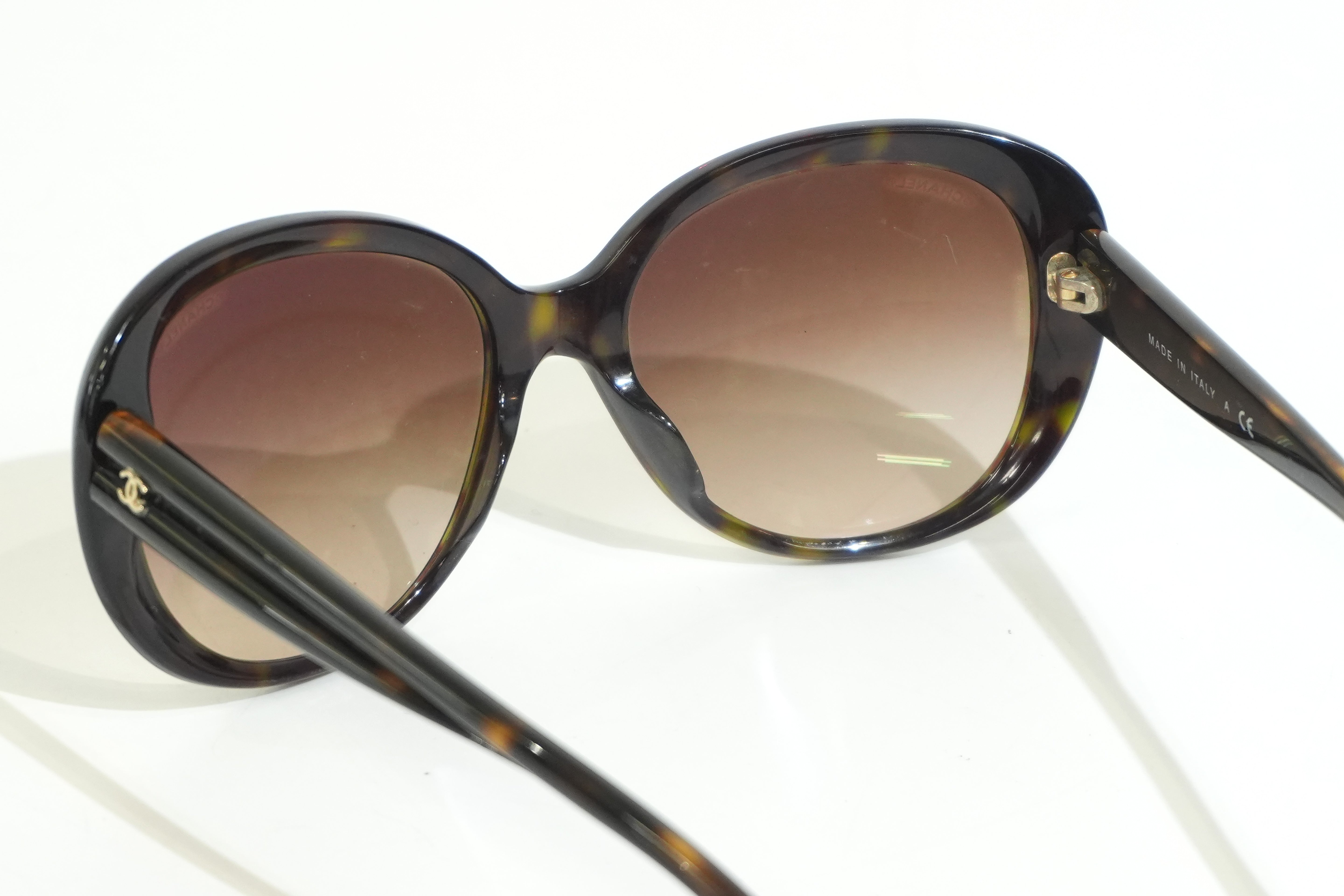 Pre-owned Chanel Sunglasses Brown