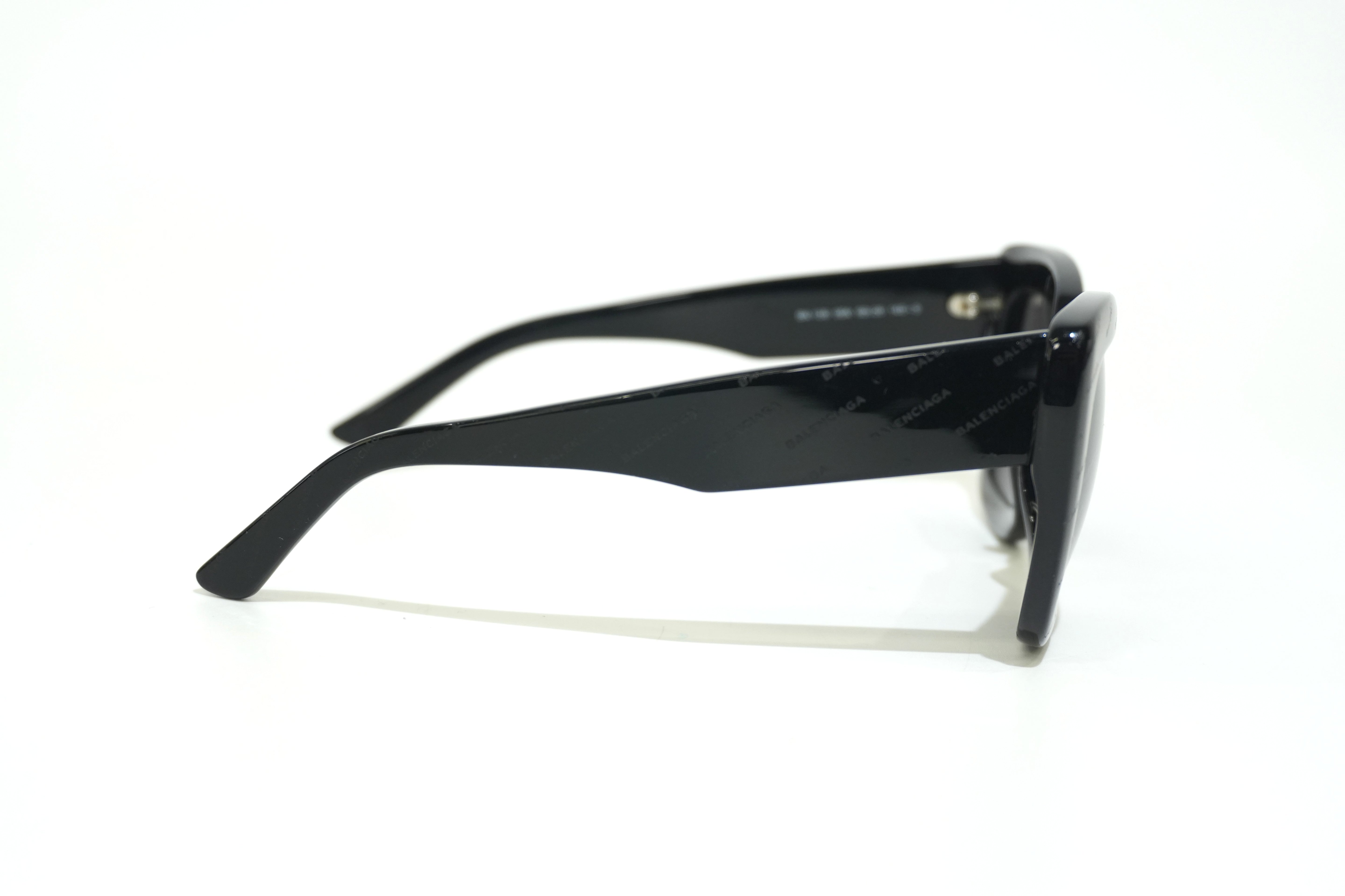 Pre-owned Balenciaga Sunglasses Black