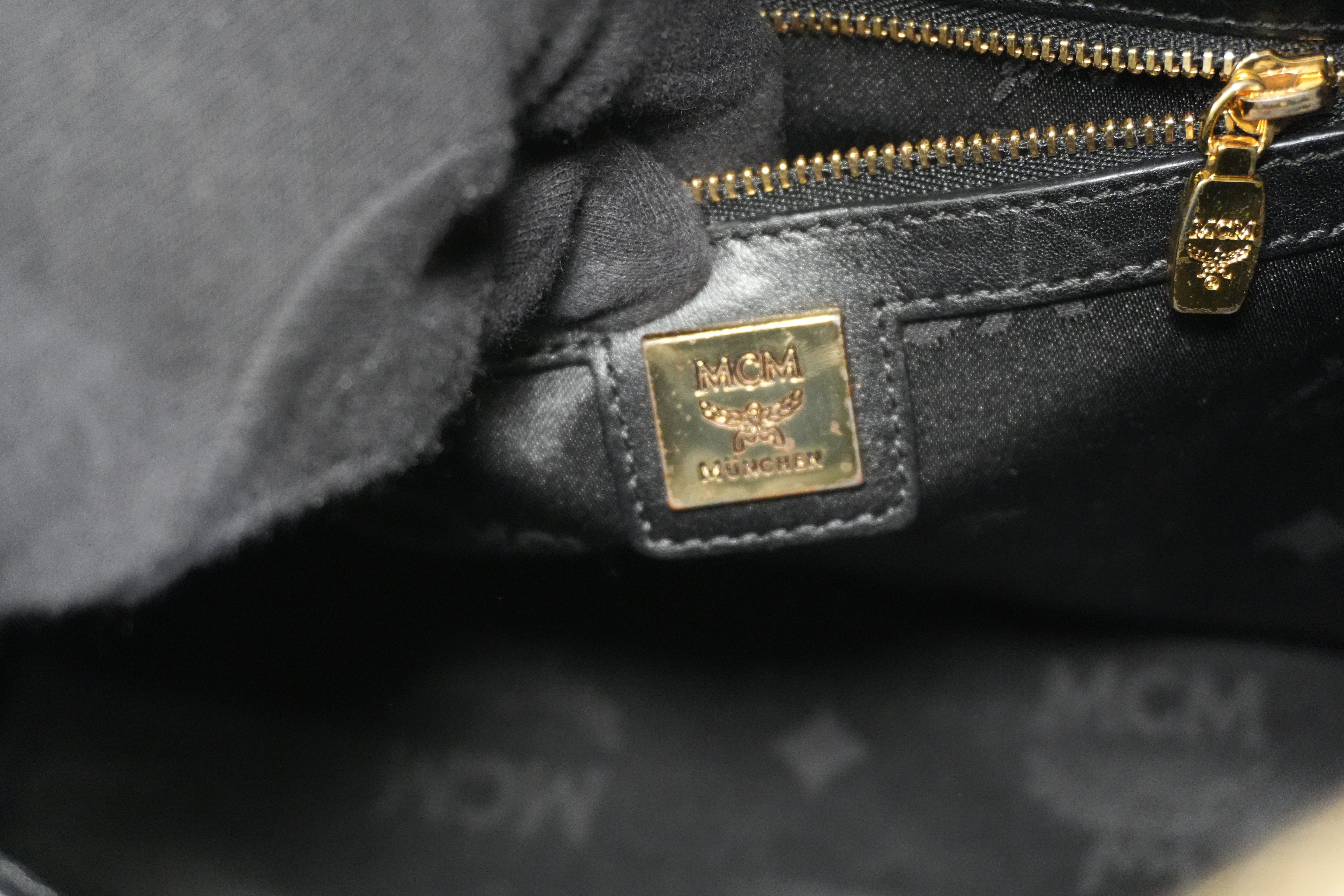 Pre-owned MCM Metallic Backpack with Detachable Pouch Gold