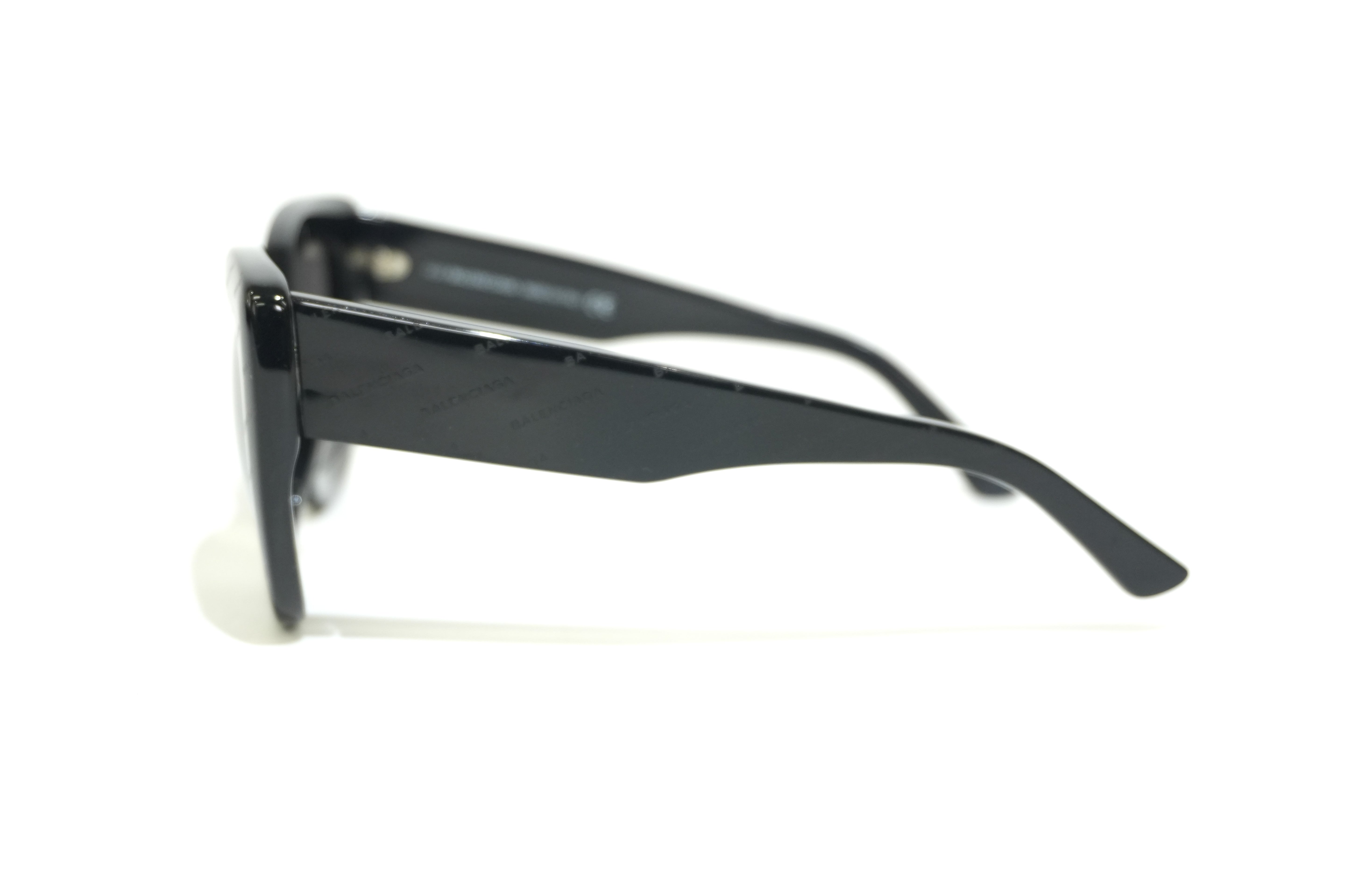 Pre-owned Balenciaga Sunglasses Black