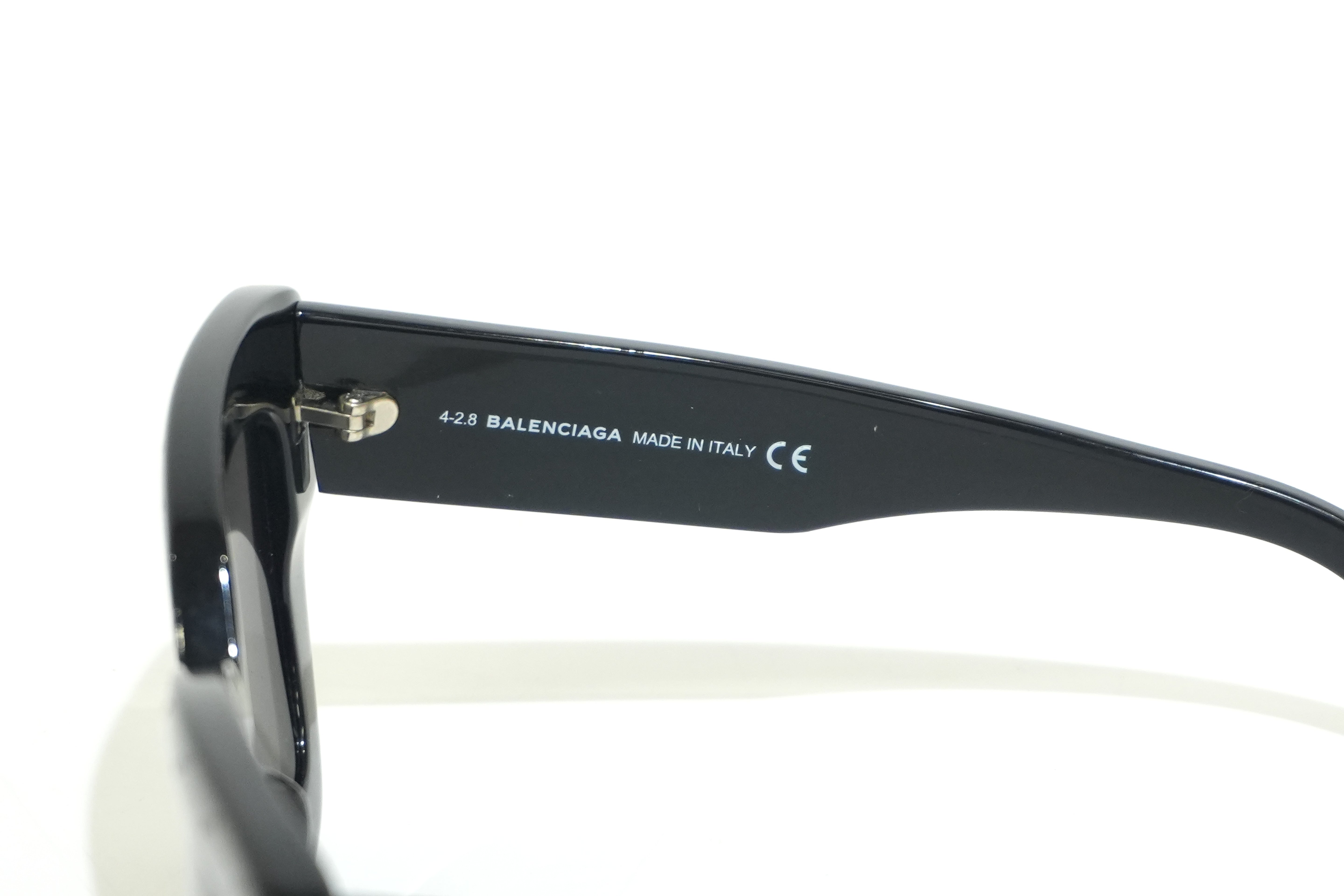 Pre-owned Balenciaga Sunglasses Black