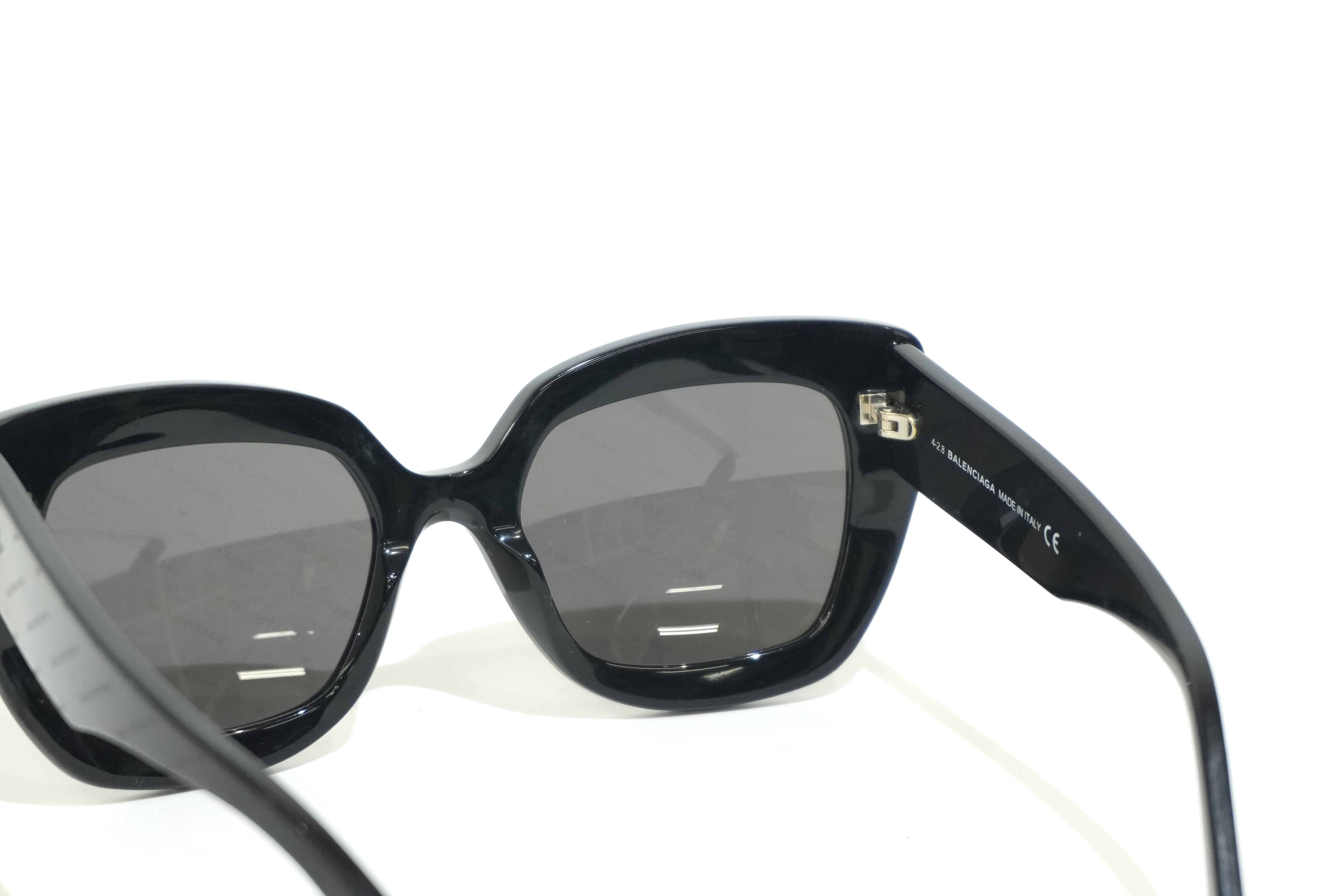 Pre-owned Balenciaga Sunglasses Black