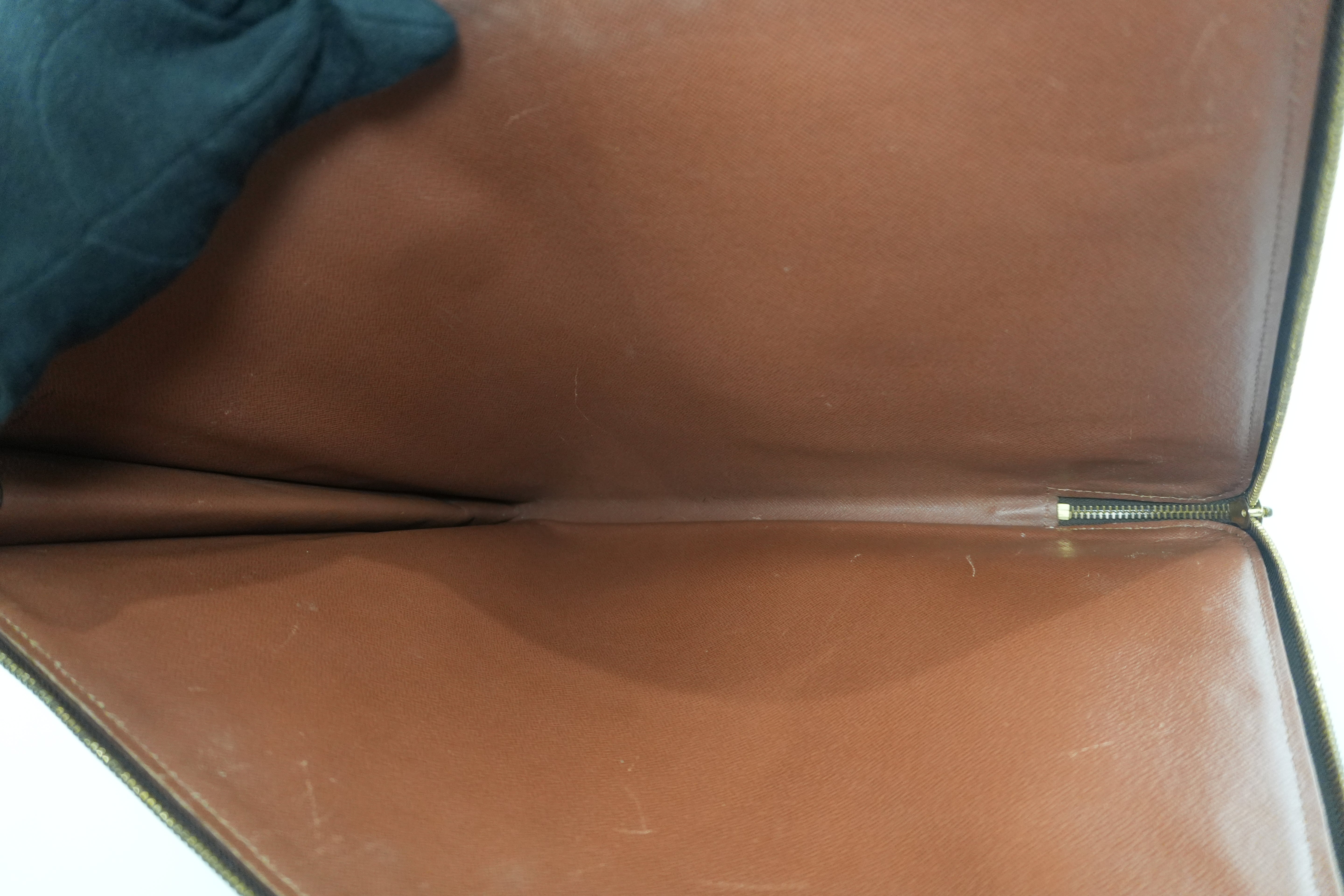 Louis Vuitton Monogram Pochette Document Used