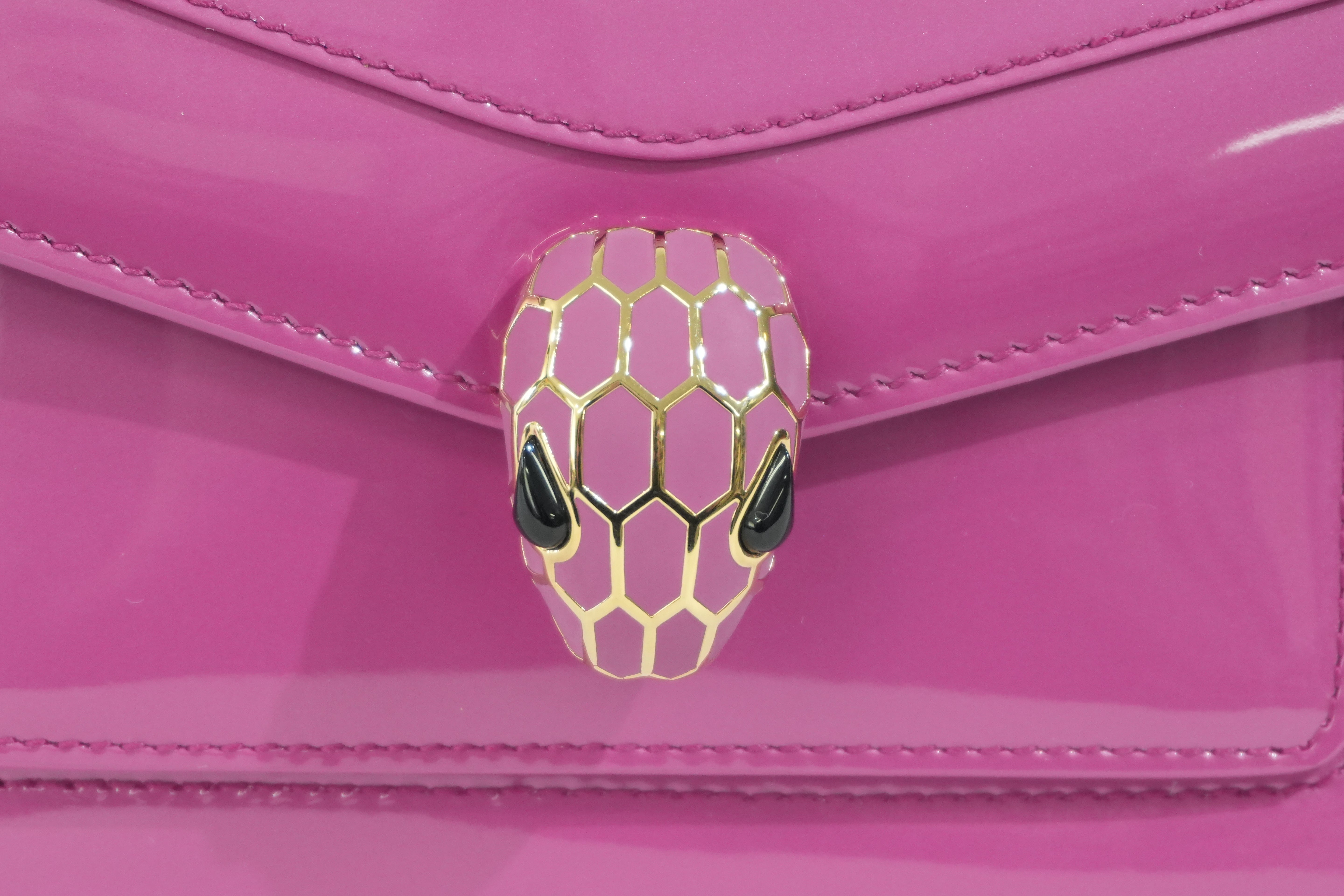 Pre-owned Bulgari Patent Serpenti Two Way Shoulder Bag Pink
