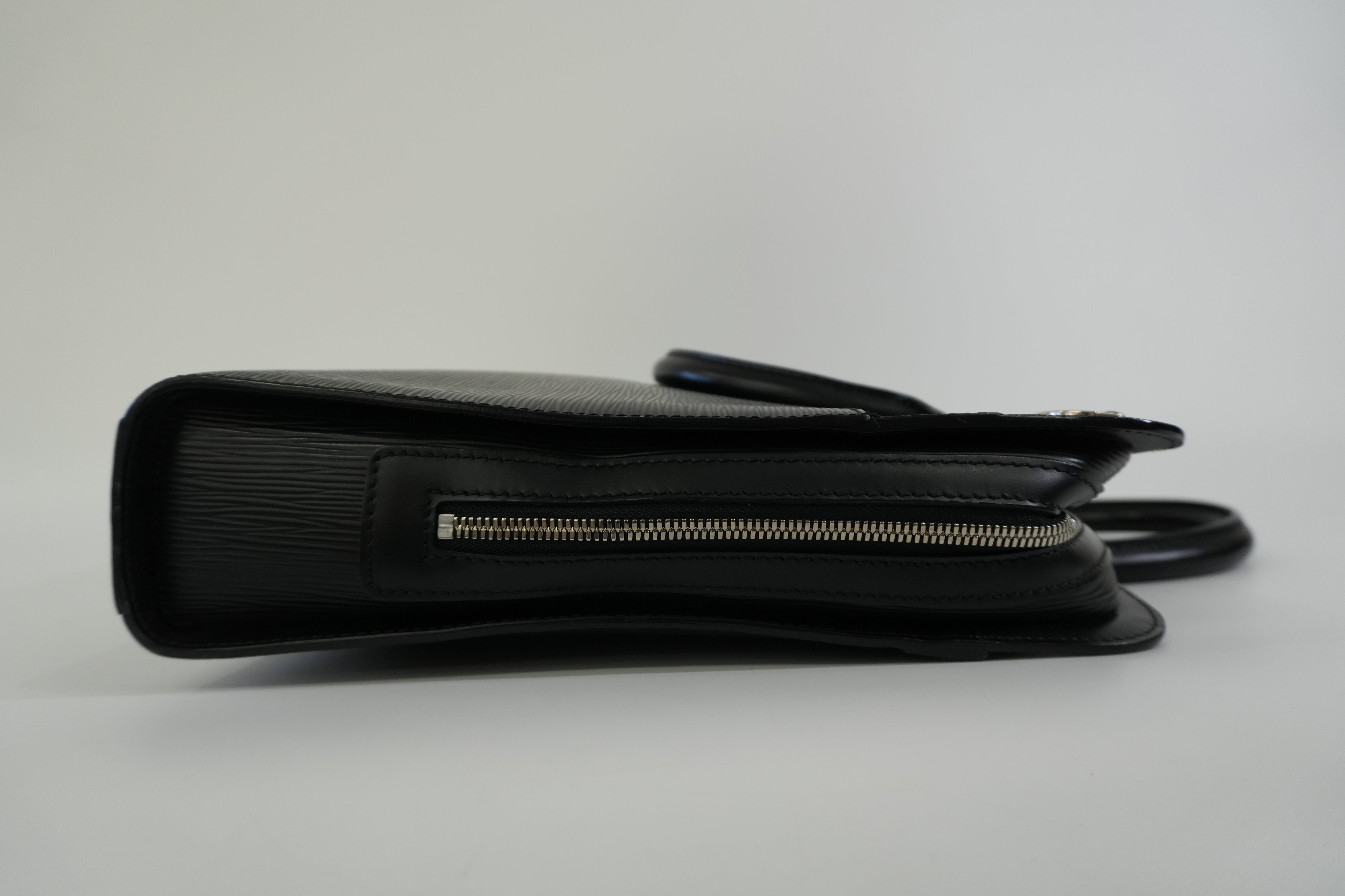 Pre-owned Louis Vuitton Epi Briefcase Handbag Black