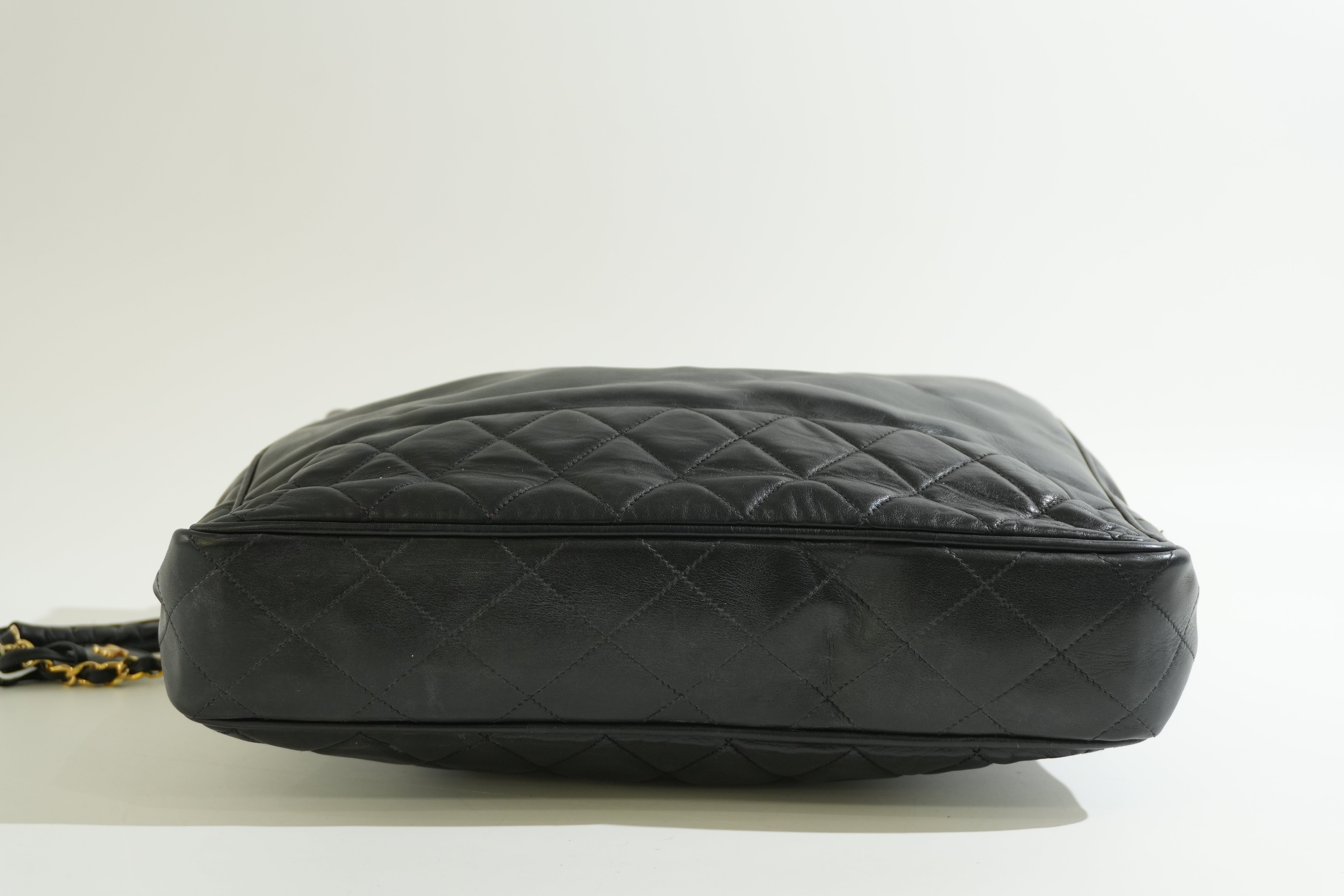 Pre-owned Chanel Chain Tote Bag Black