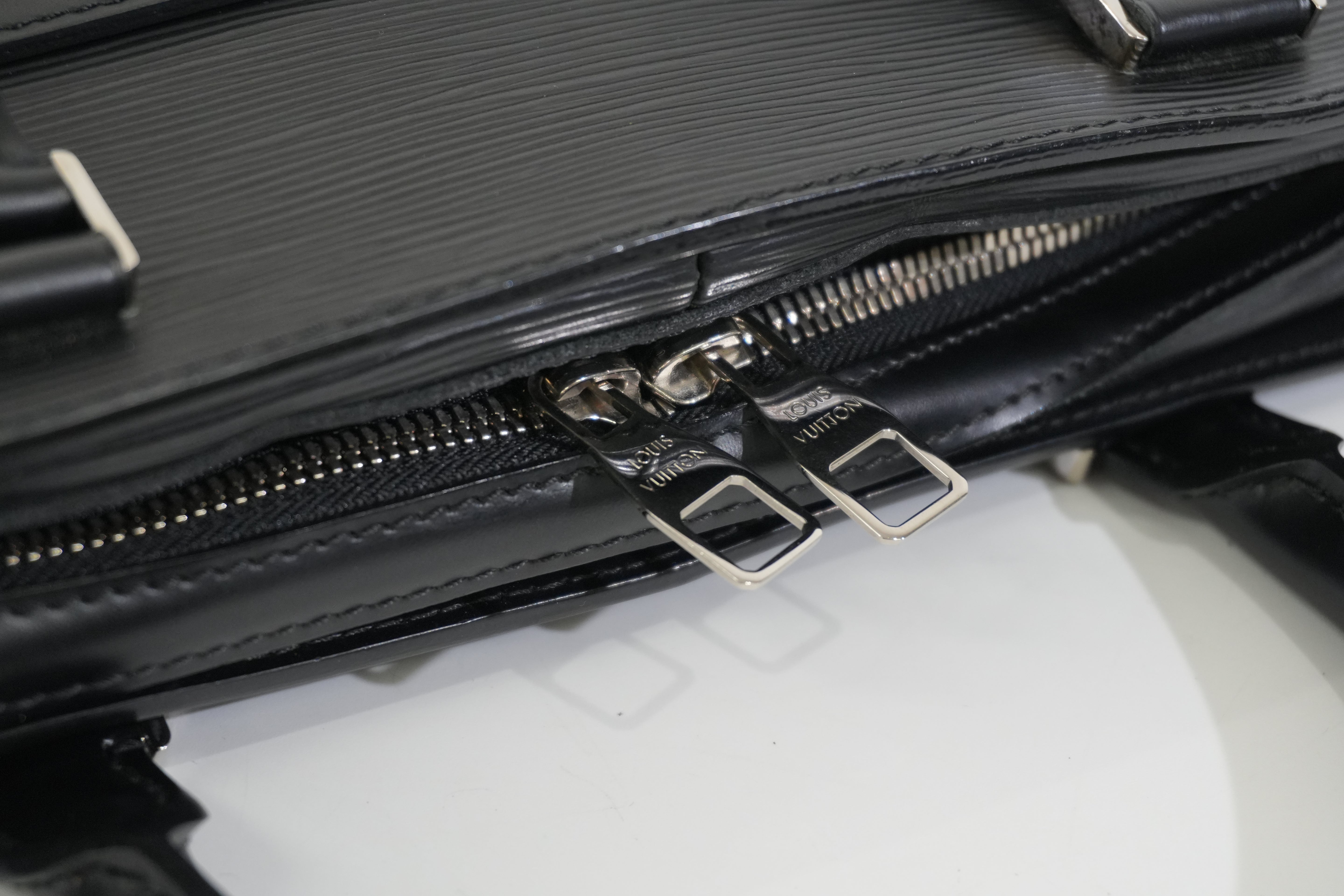 Pre-owned Louis Vuitton Epi Briefcase Handbag Black