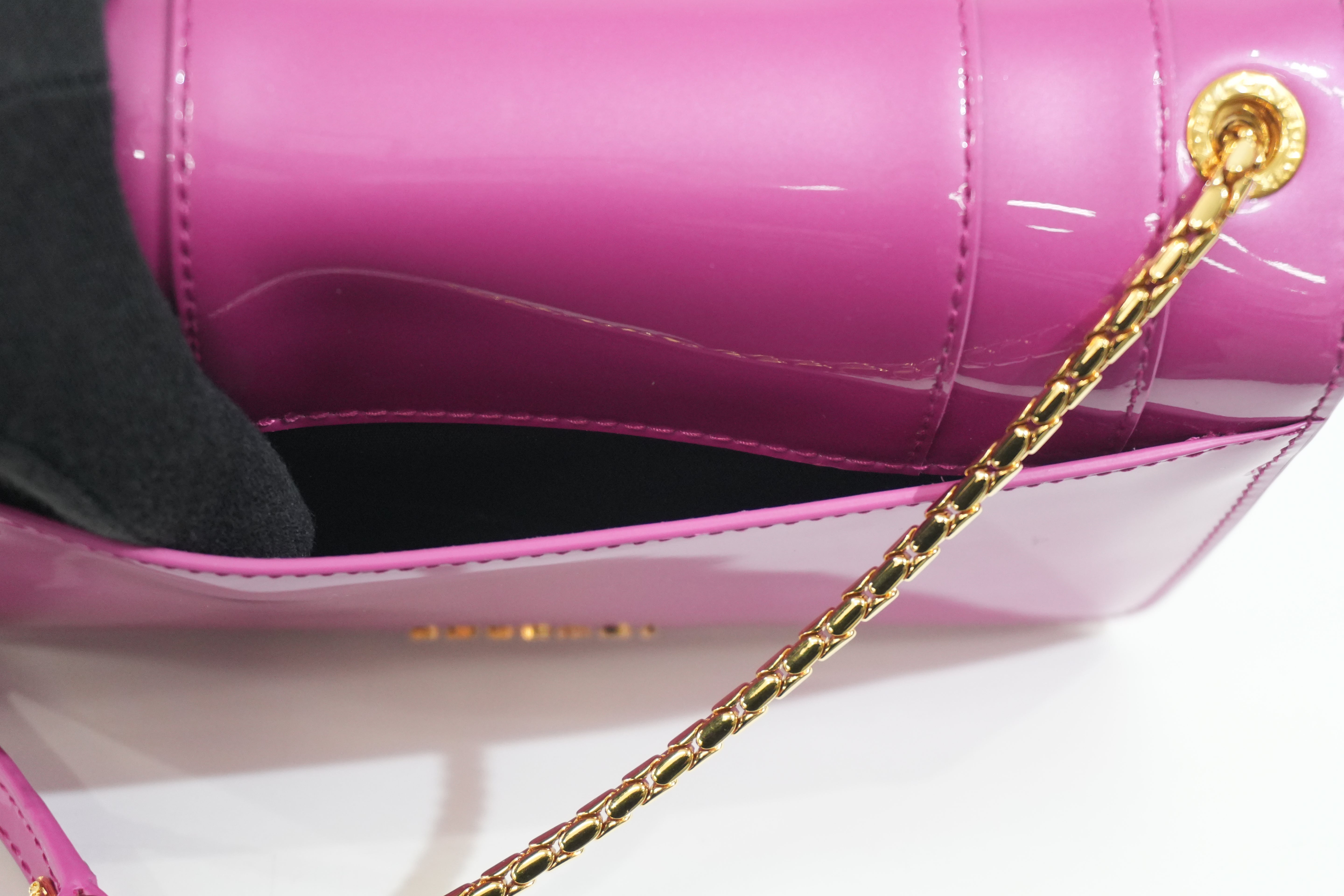 Pre-owned Bulgari Patent Serpenti Two Way Shoulder Bag Pink