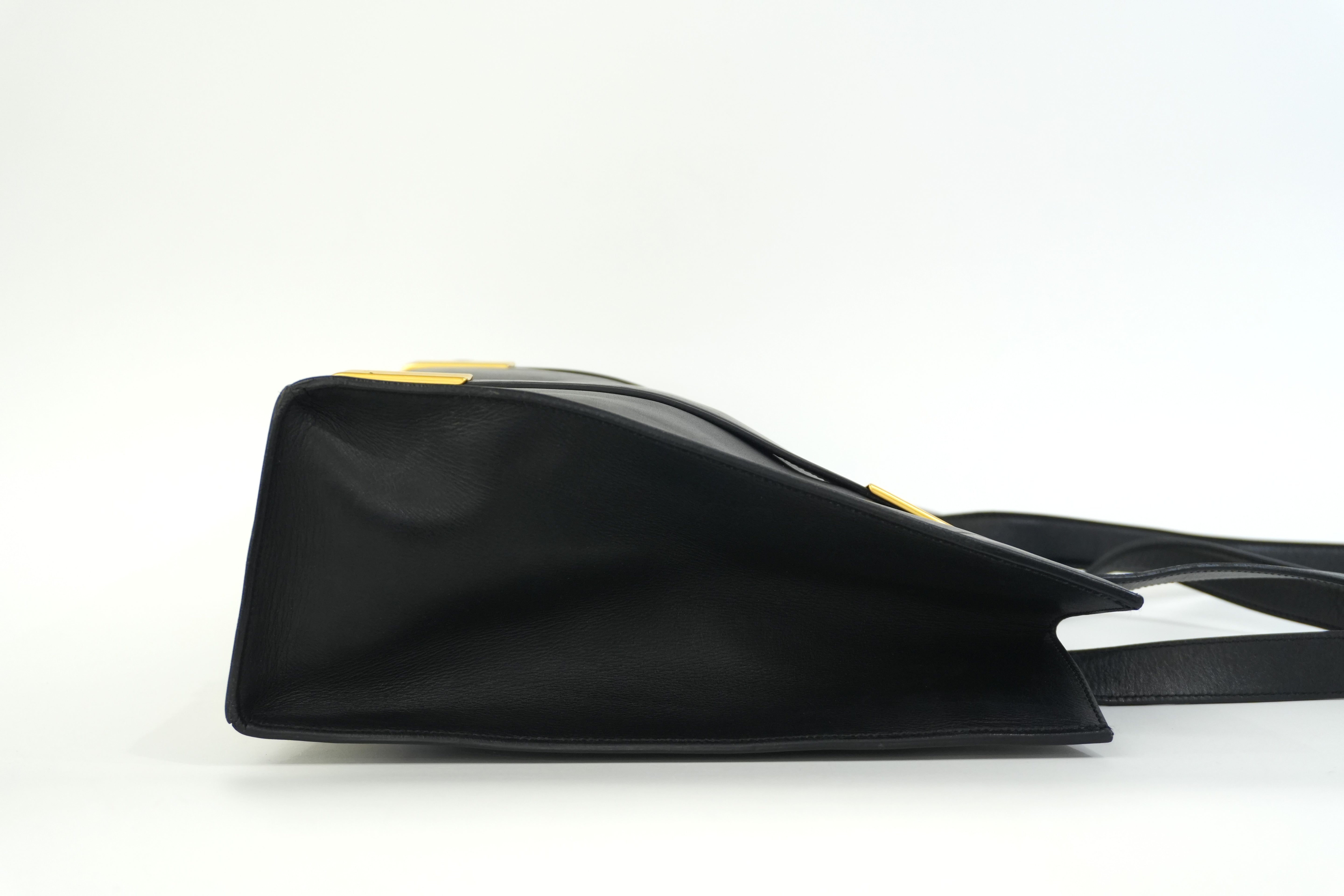 Pre-owned Celine Leather Shoulder Bag Black