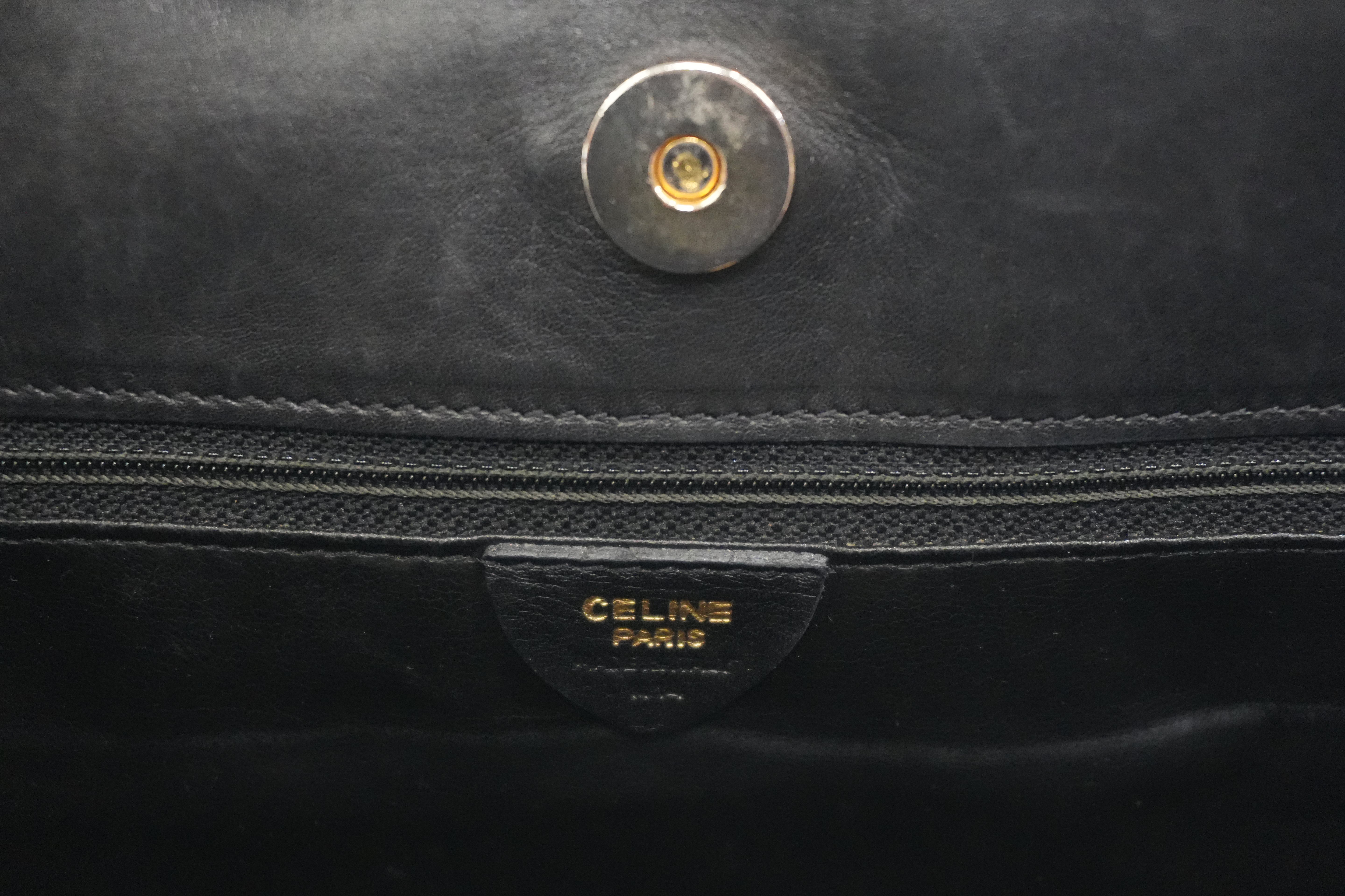 Pre-owned Celine Leather Shoulder Bag Black
