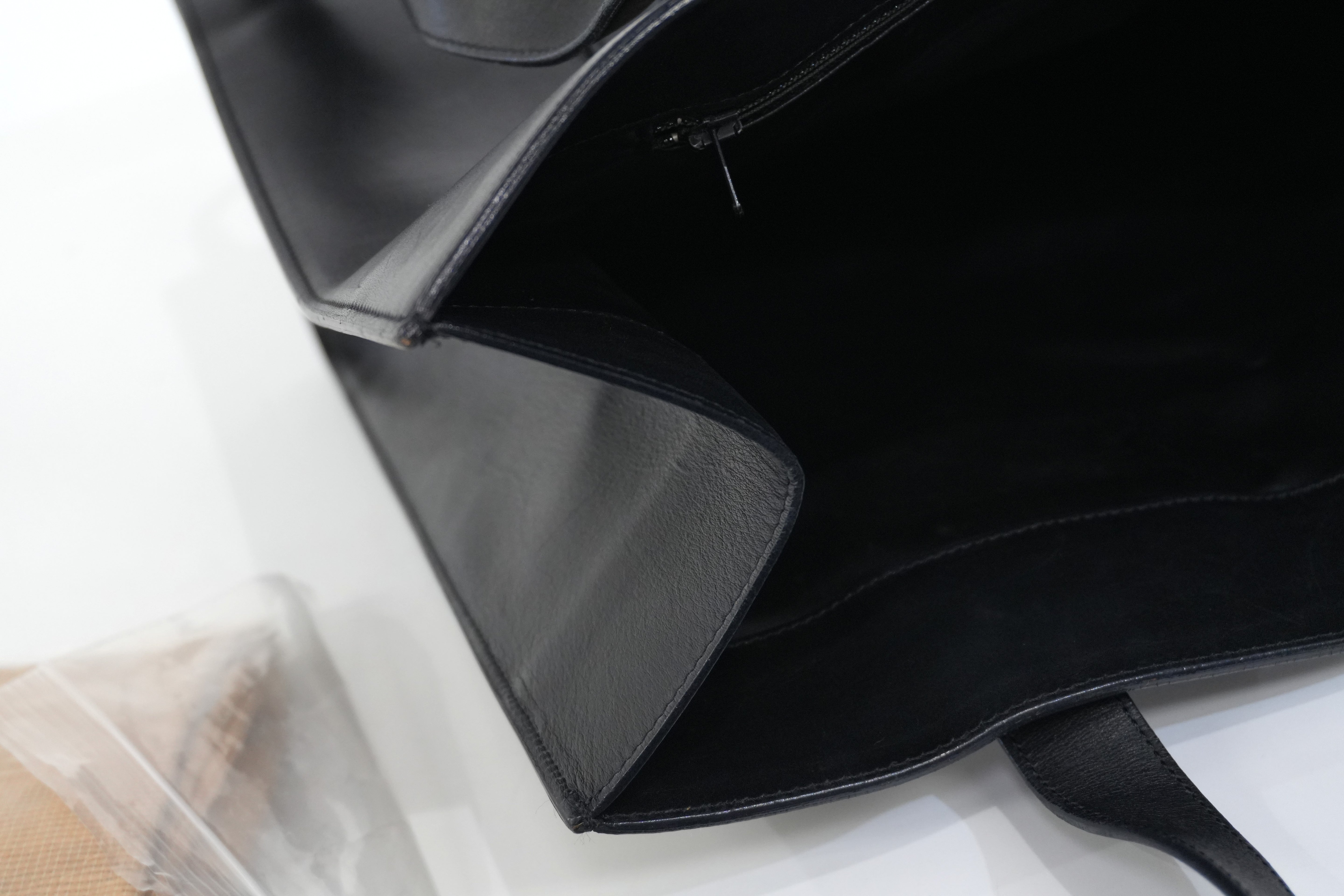 Pre-owned Celine Leather Shoulder Bag Black
