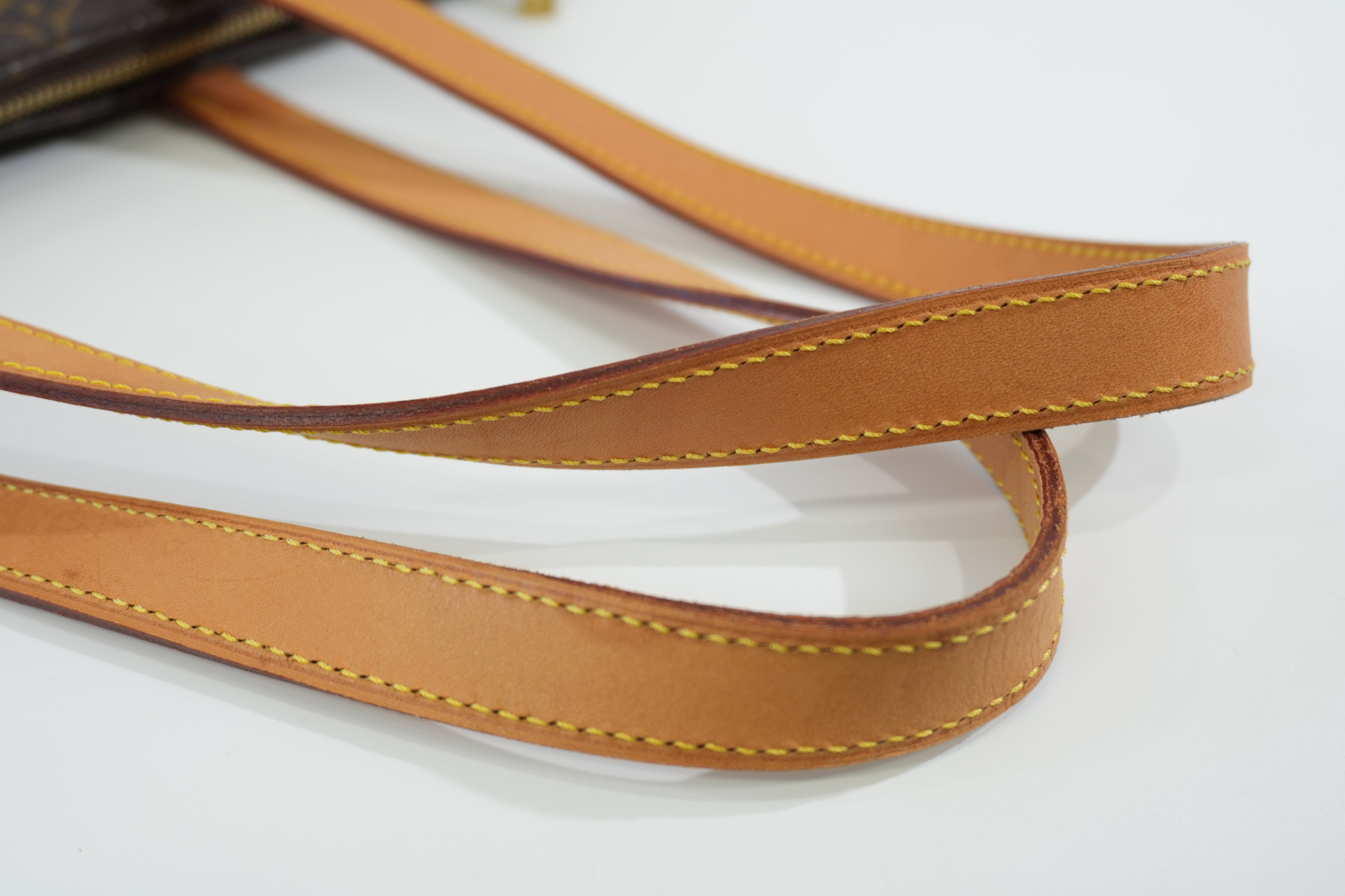 Pre-owned Louis Vuitton Monogram Cabas Mezzo Tote Bag