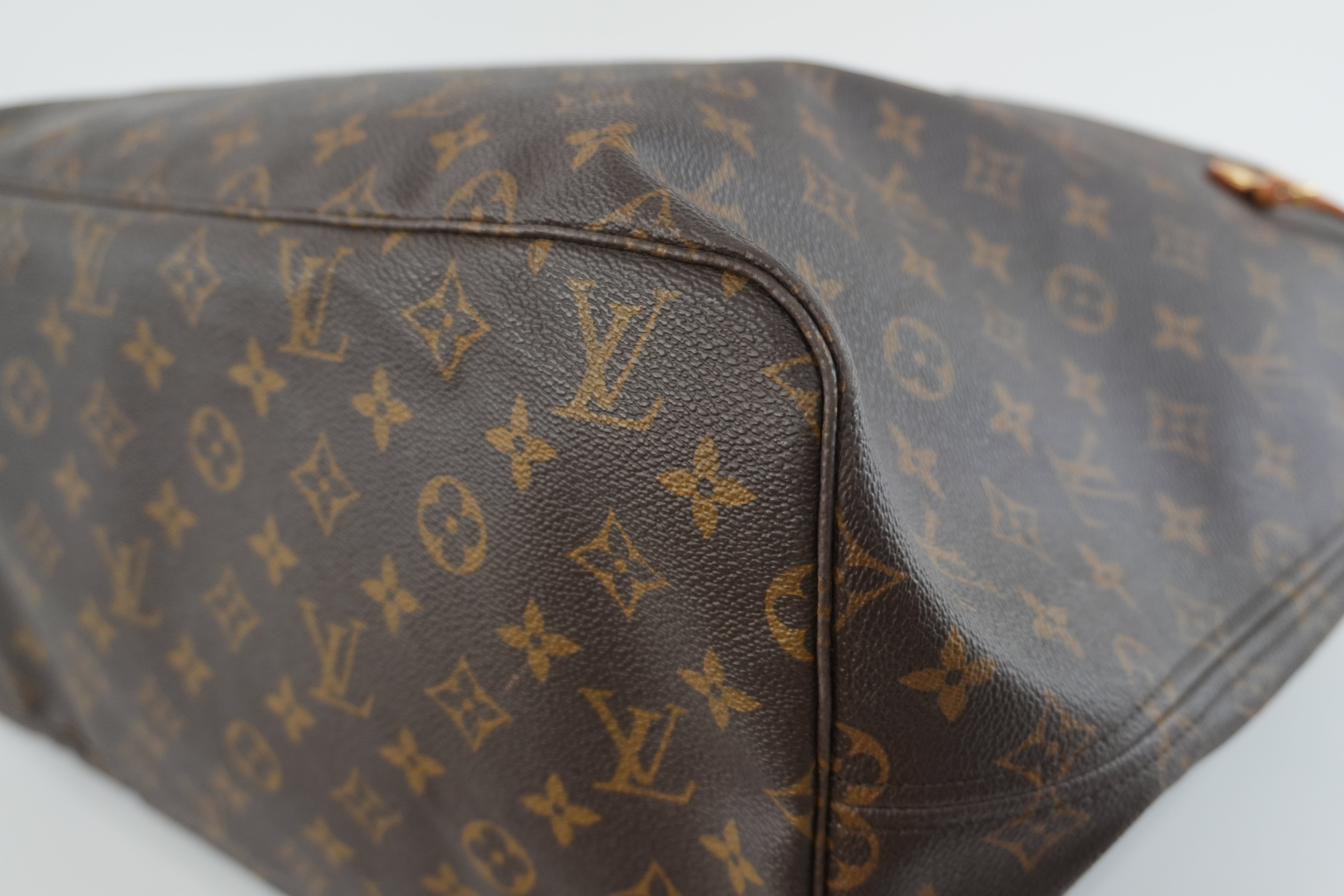 Louis Vuitton Monogram Neverfull GM Tote Bag Used