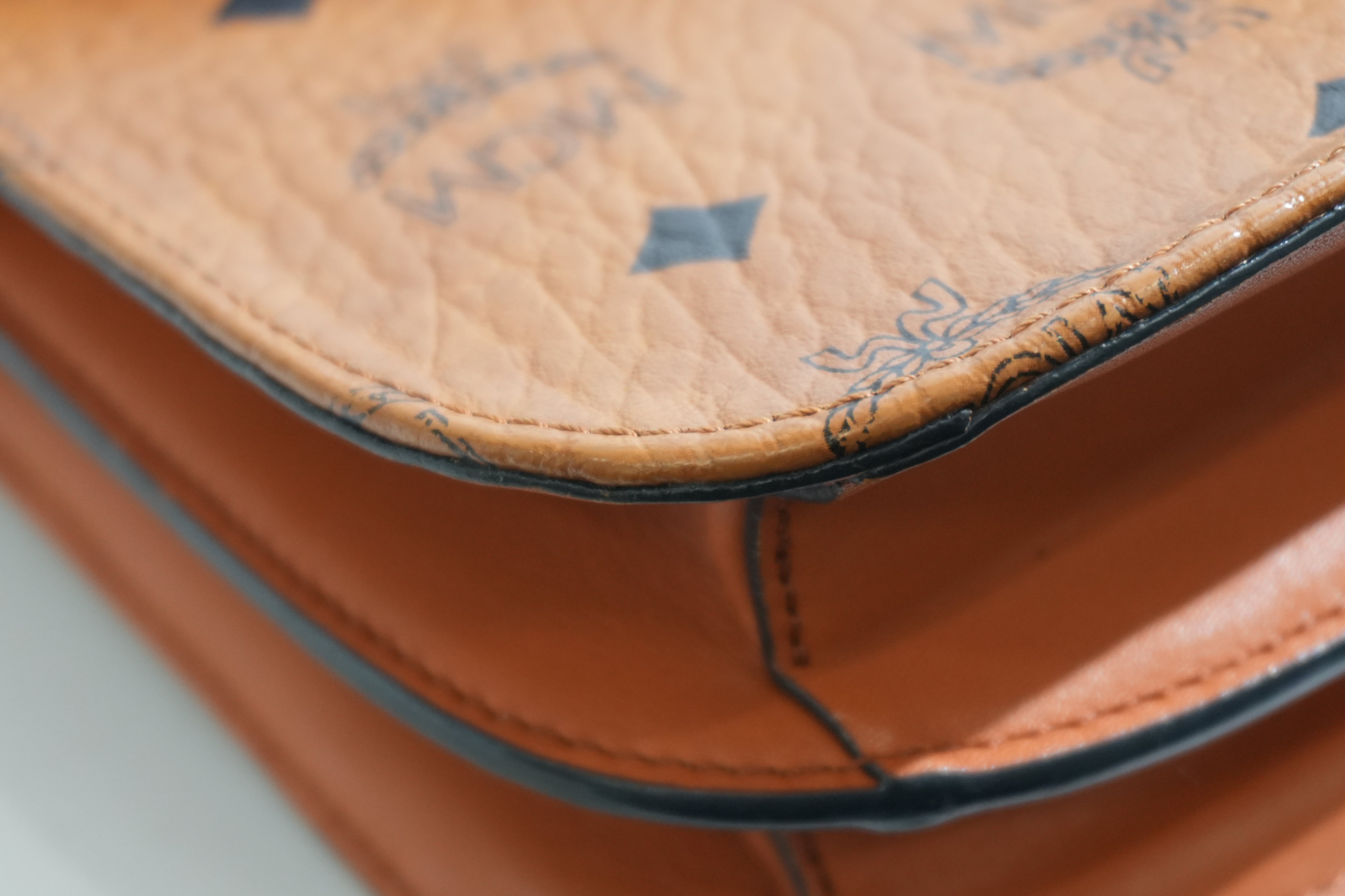 Pre-owned MCM Crossbody Bag Cognac