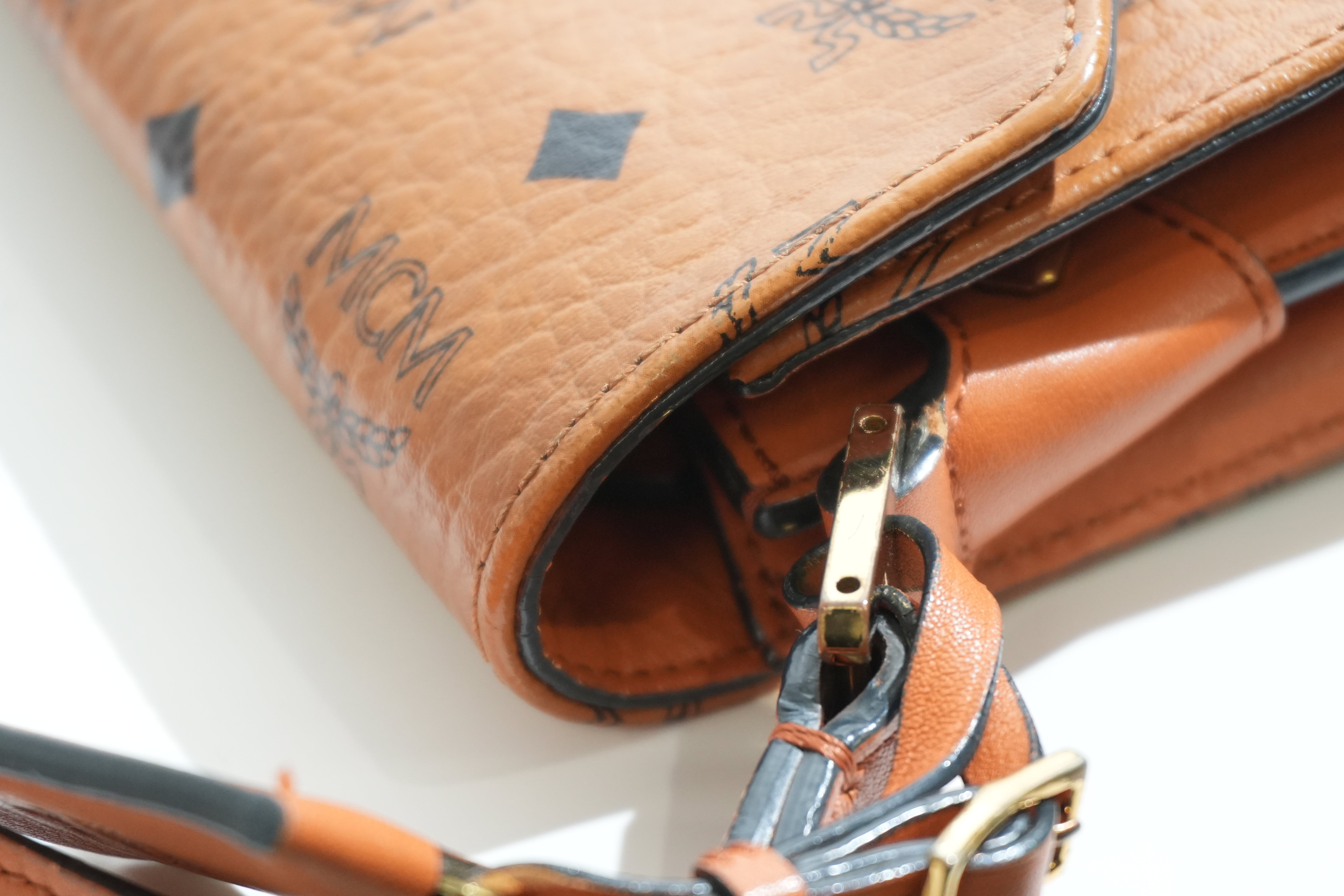Pre-owned MCM Crossbody Bag Cognac