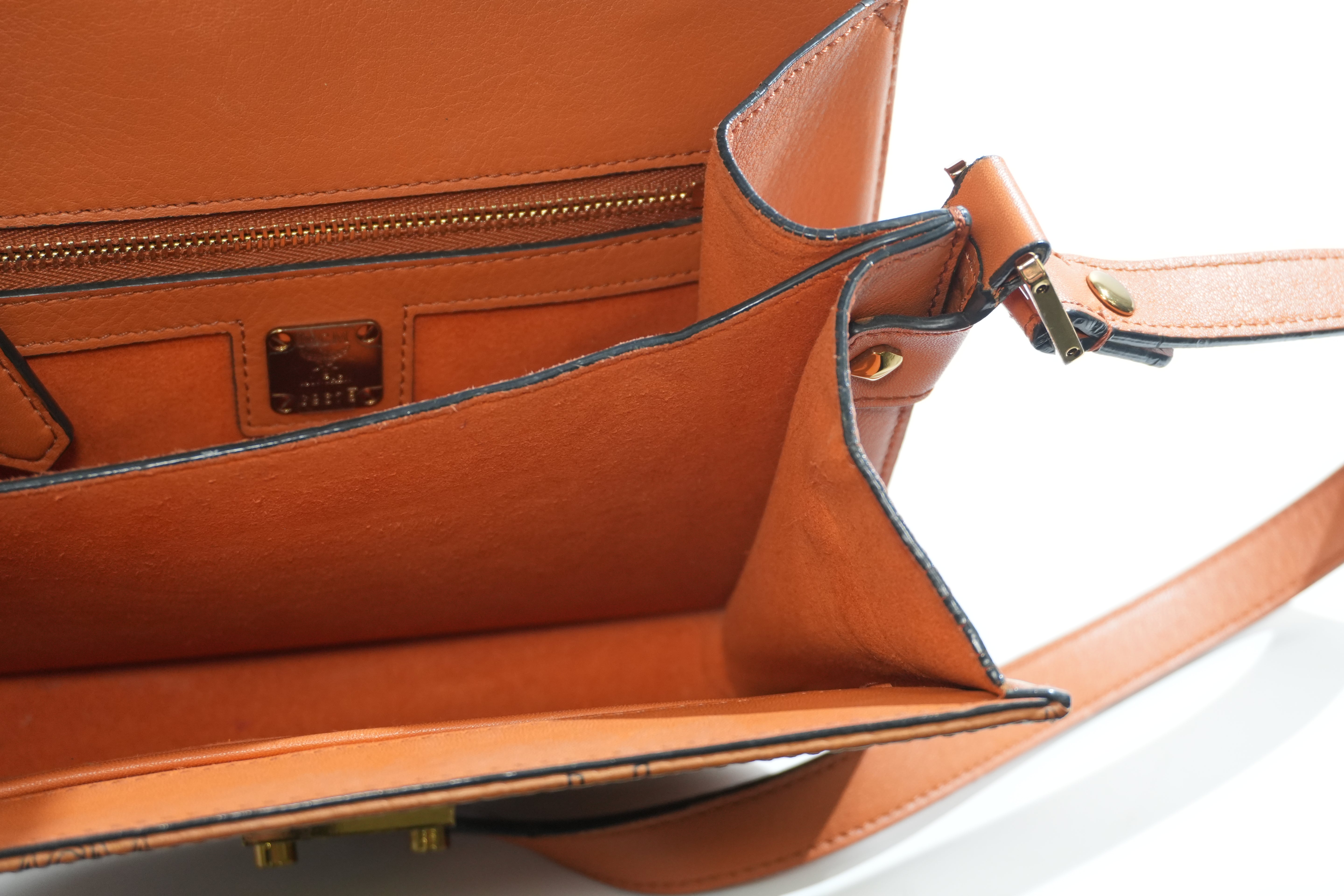 Pre-owned MCM Crossbody Bag Cognac