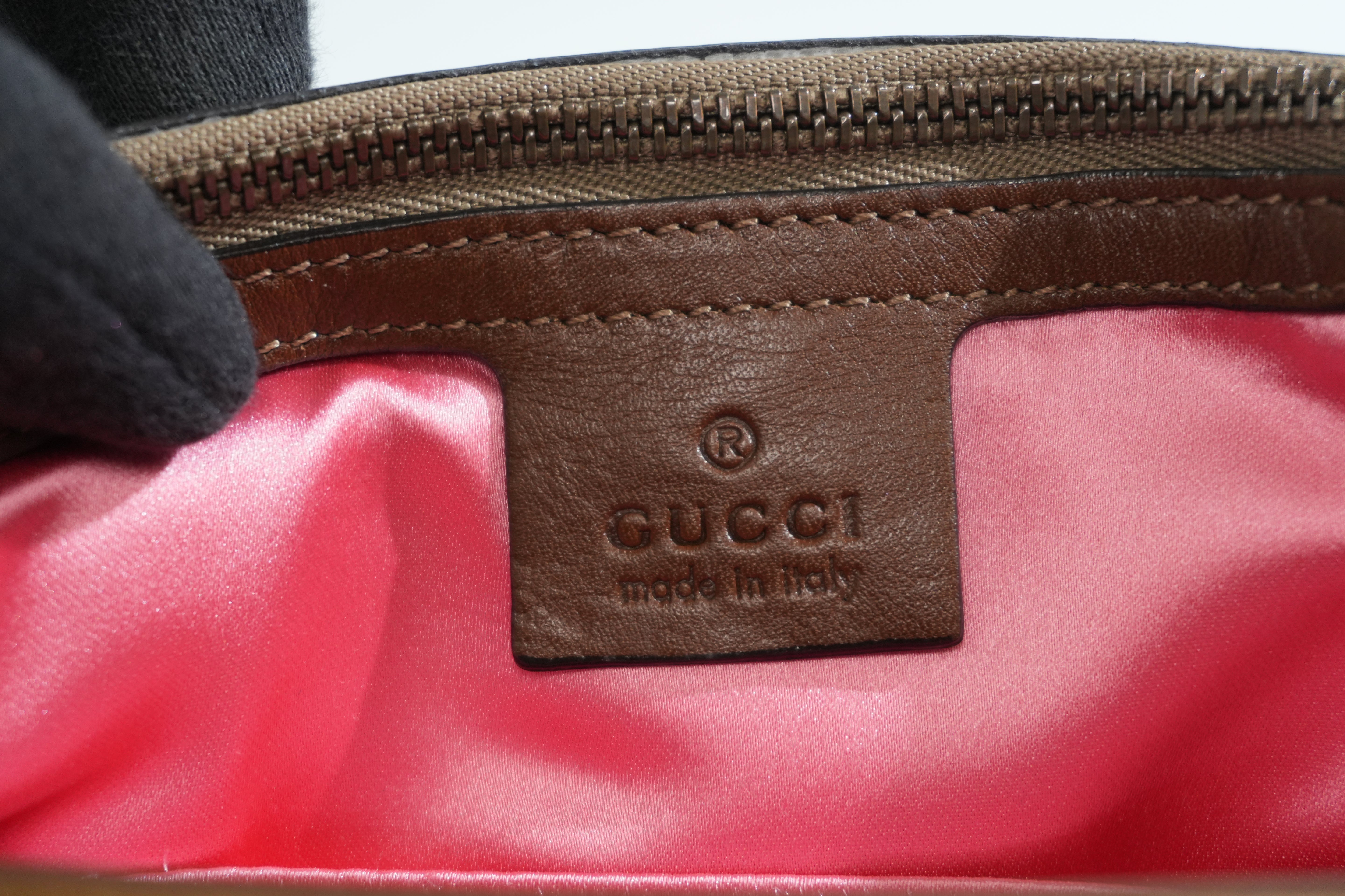 Pre-owned Gucci Velvet Marmont Crossbody Bag Green