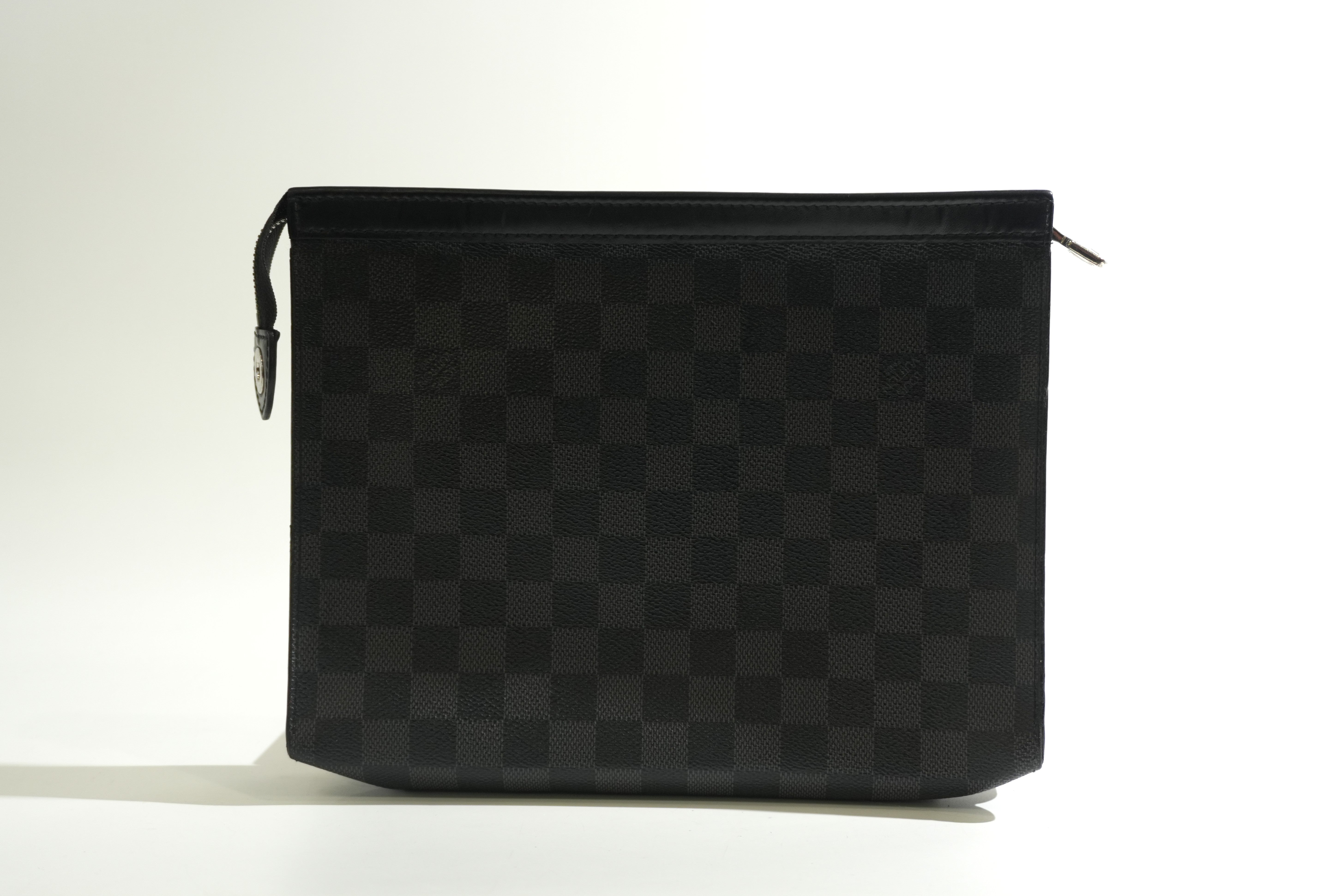 Pre-owned Louis Vuitton Damier Graphite Pochette Voyage MM Clutch Bag