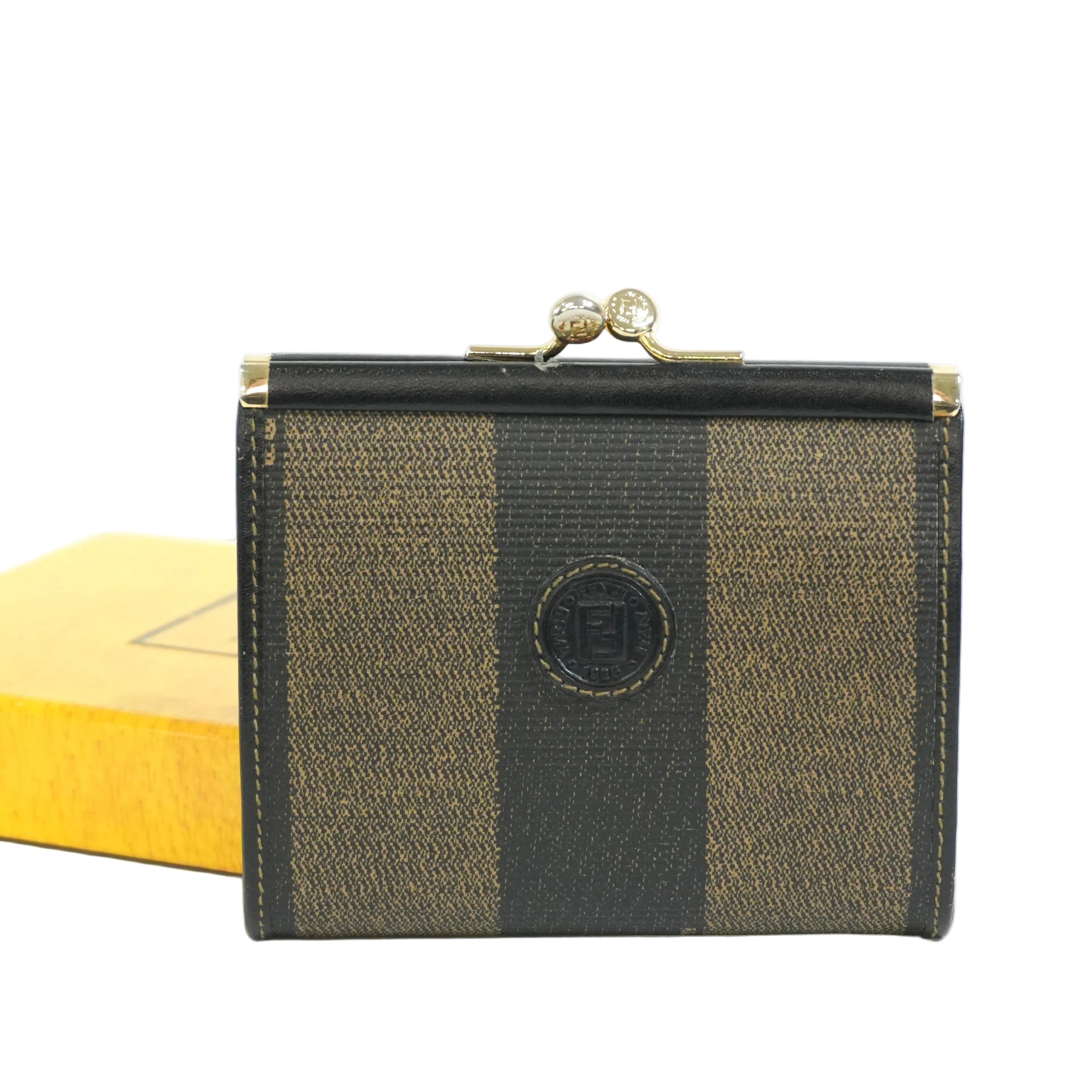 Pre-owned Fendi Pequin Coin Case Brown